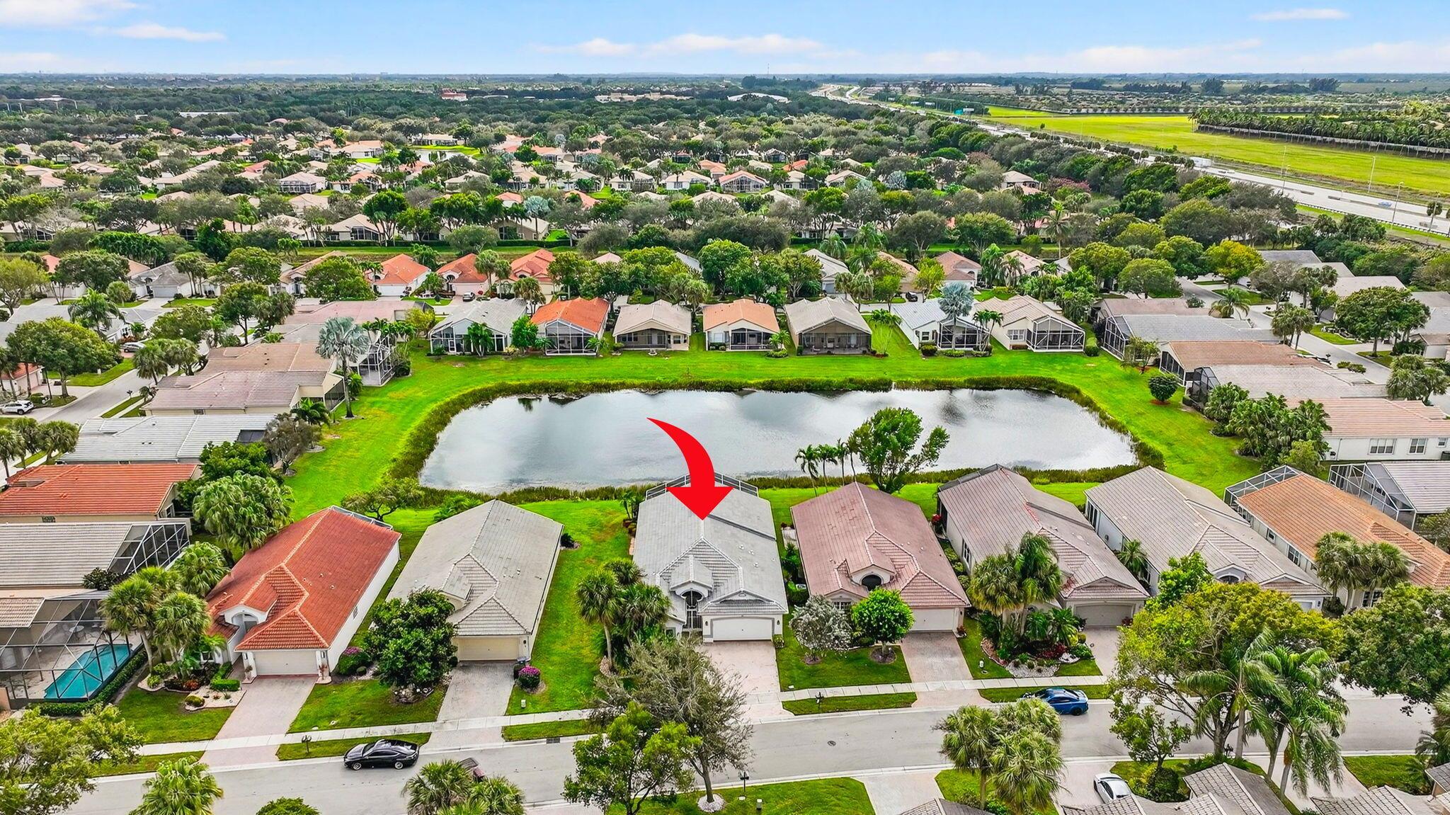 VALENCIA LAKES - Residential