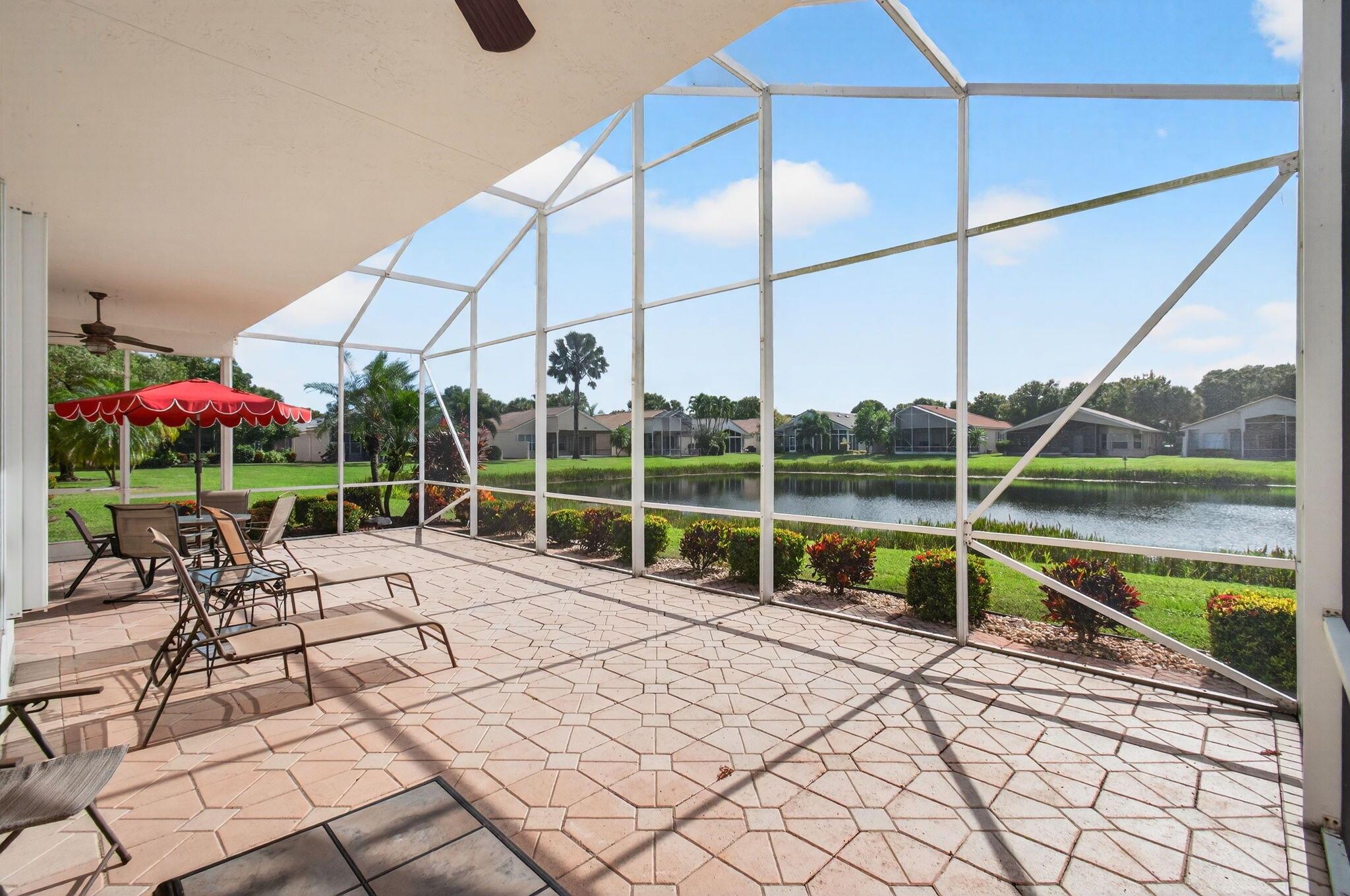 VALENCIA LAKES - Residential