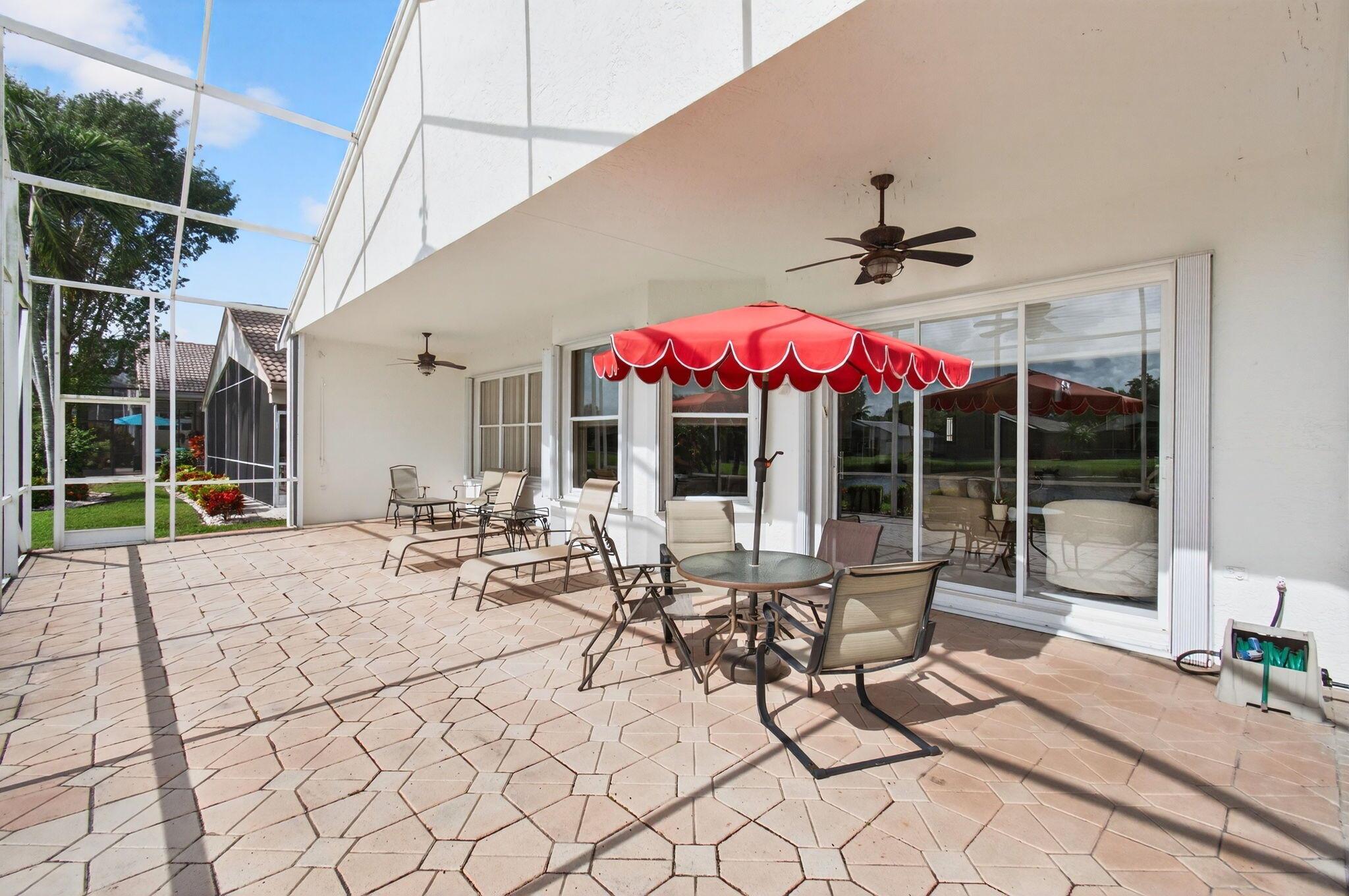 VALENCIA LAKES - Residential