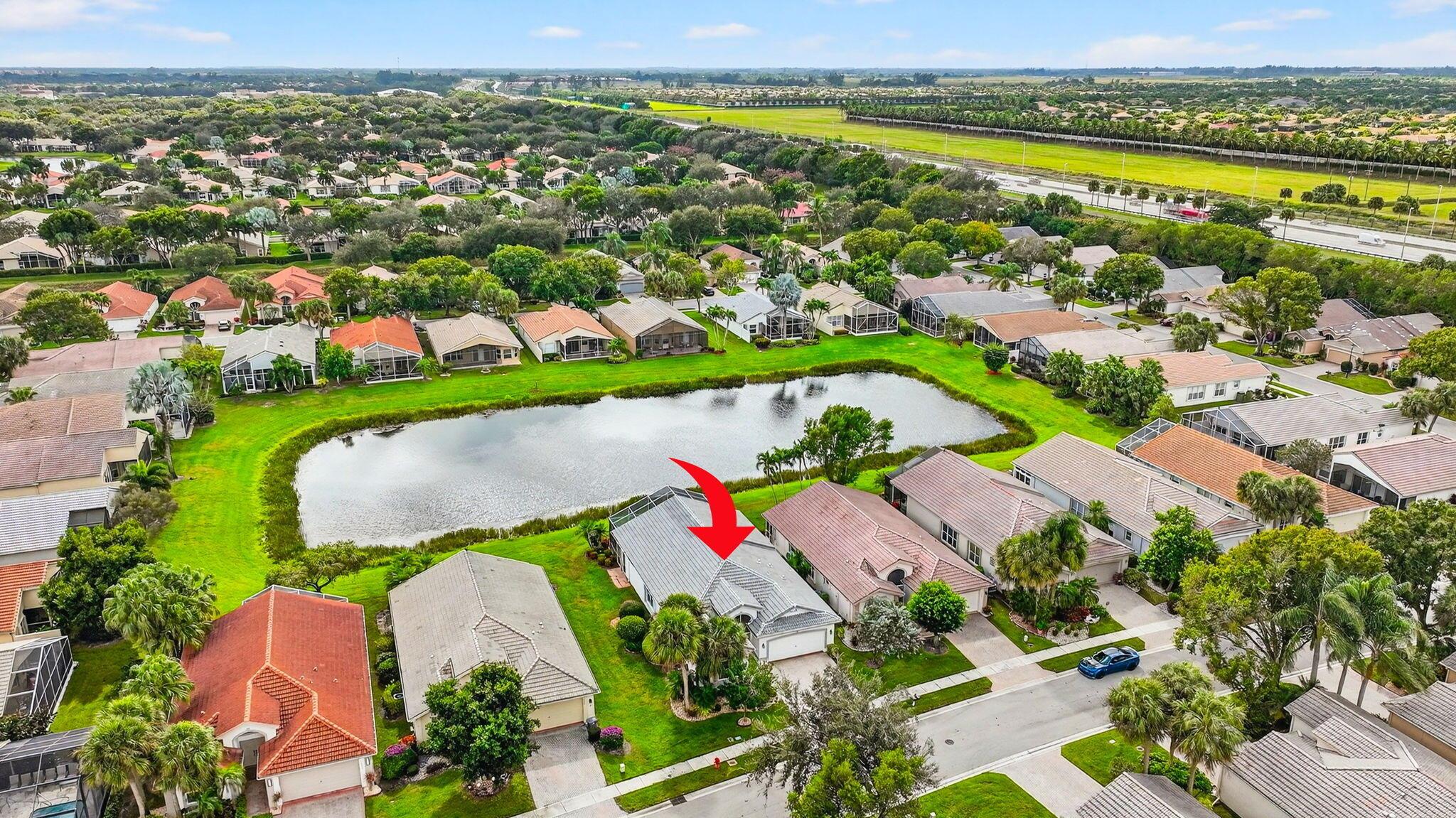 VALENCIA LAKES - Residential