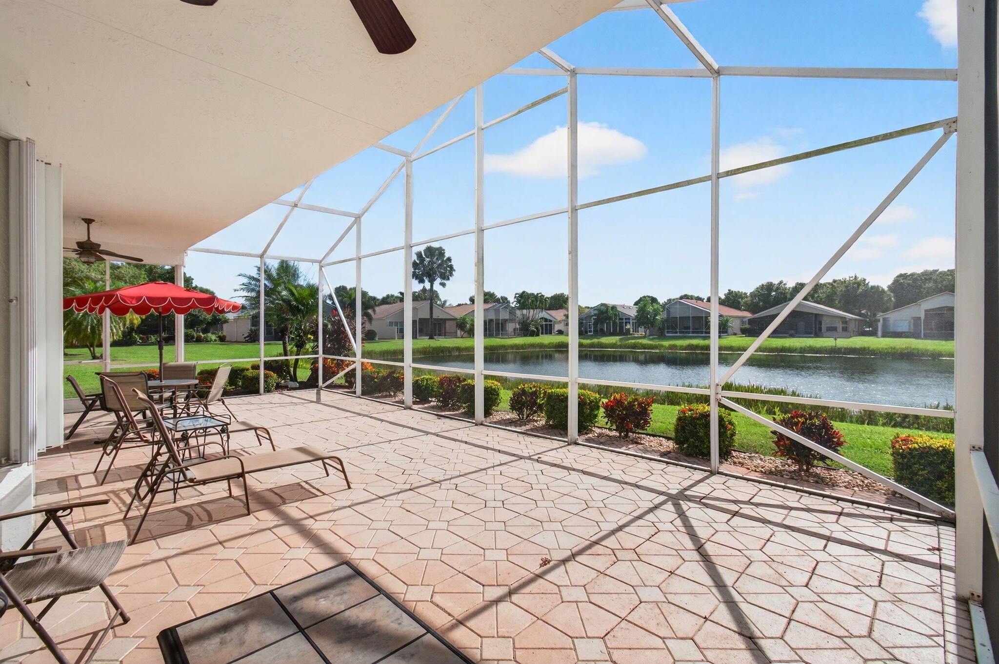 VALENCIA LAKES - Residential