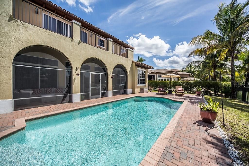 HERON BAY CENTRAL - Residential