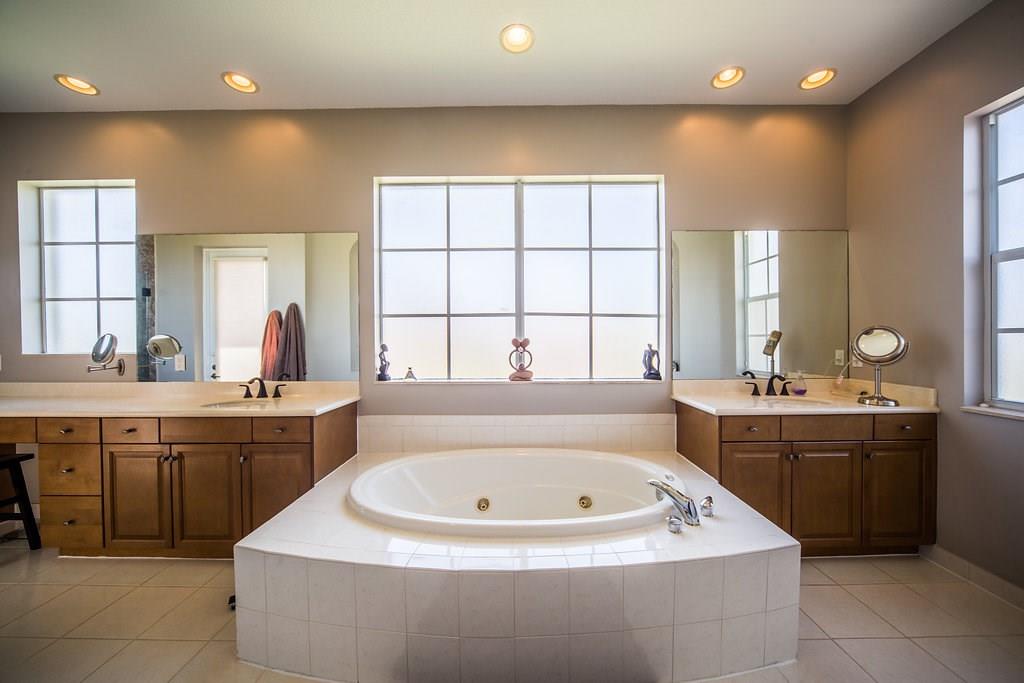 HERON BAY CENTRAL - Residential