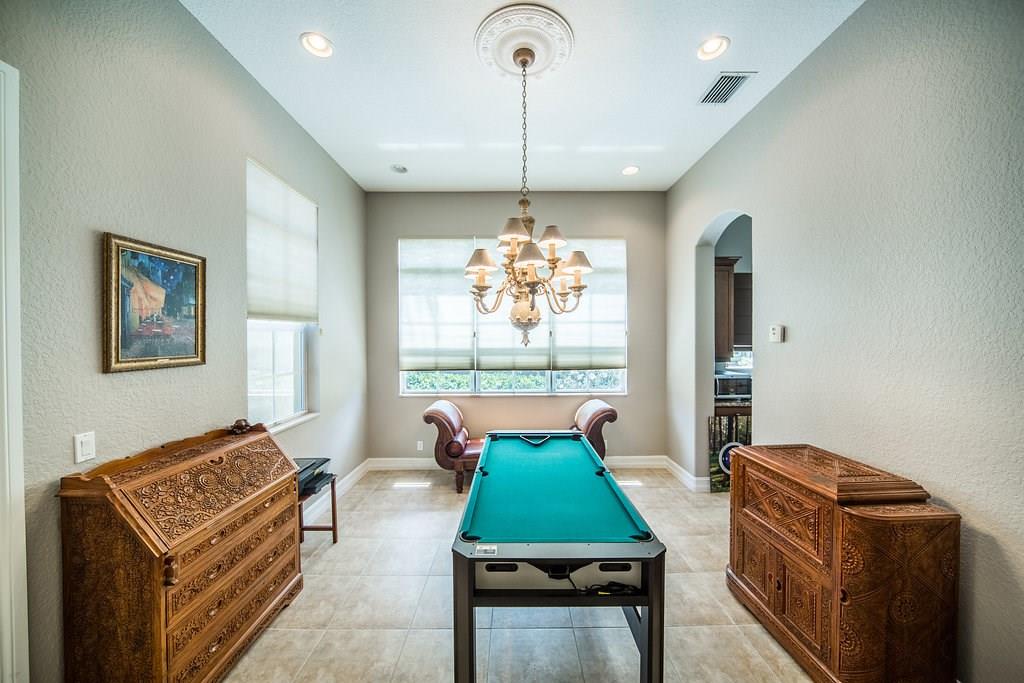 HERON BAY CENTRAL - Residential