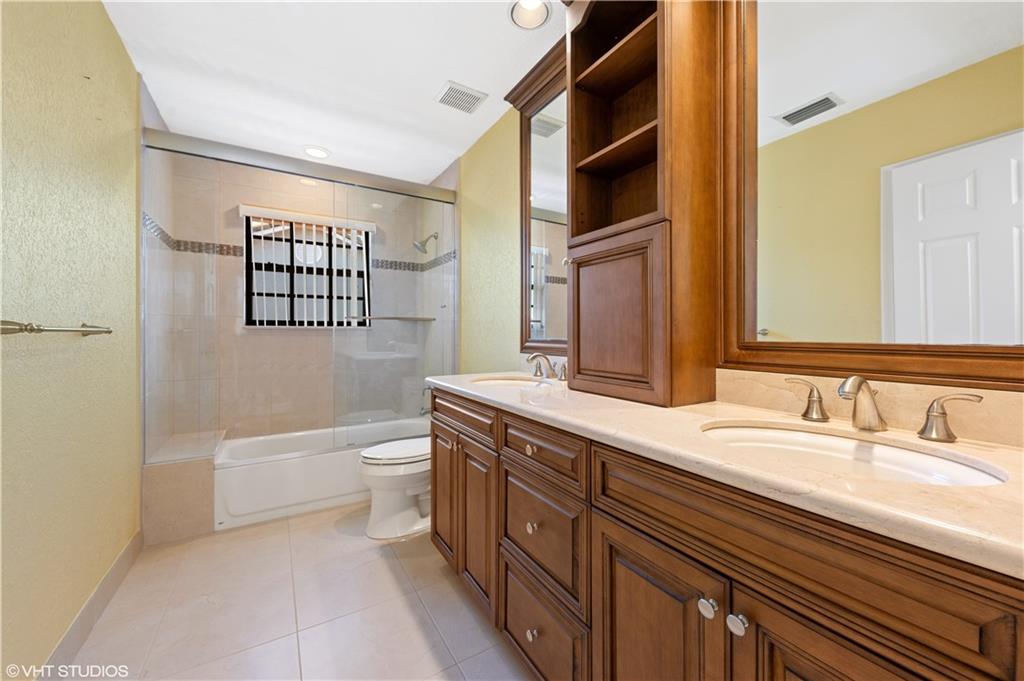 Eagle Point 127-12 B - Residential