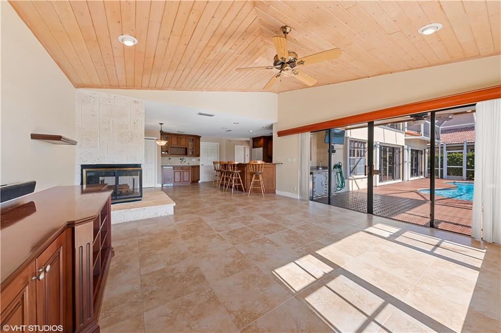 Eagle Point 127-12 B - Residential