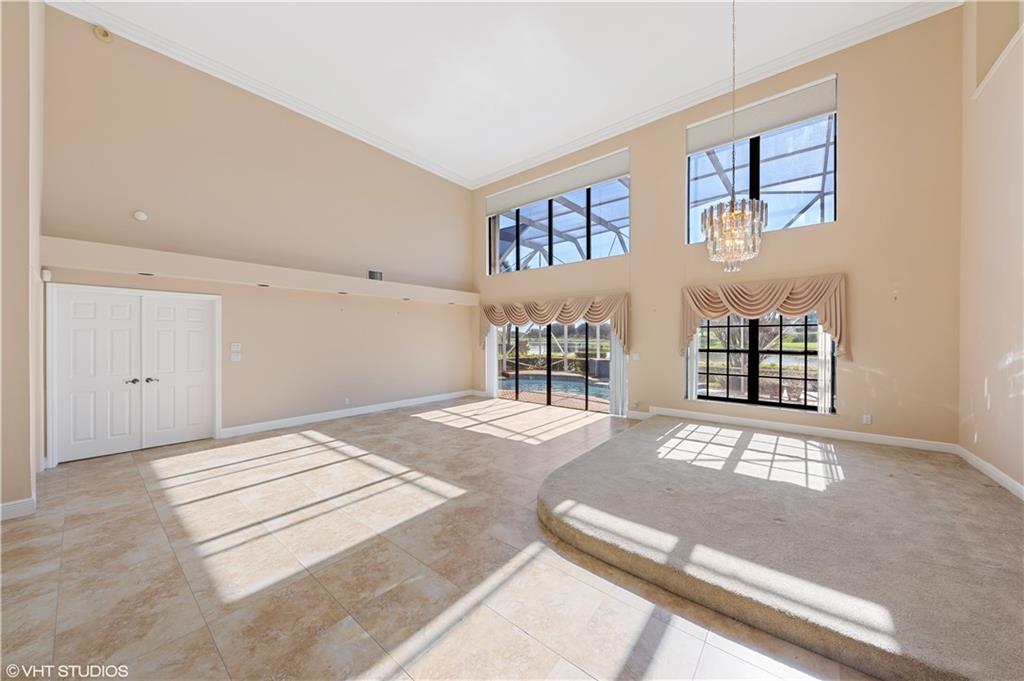 Eagle Point 127-12 B - Residential