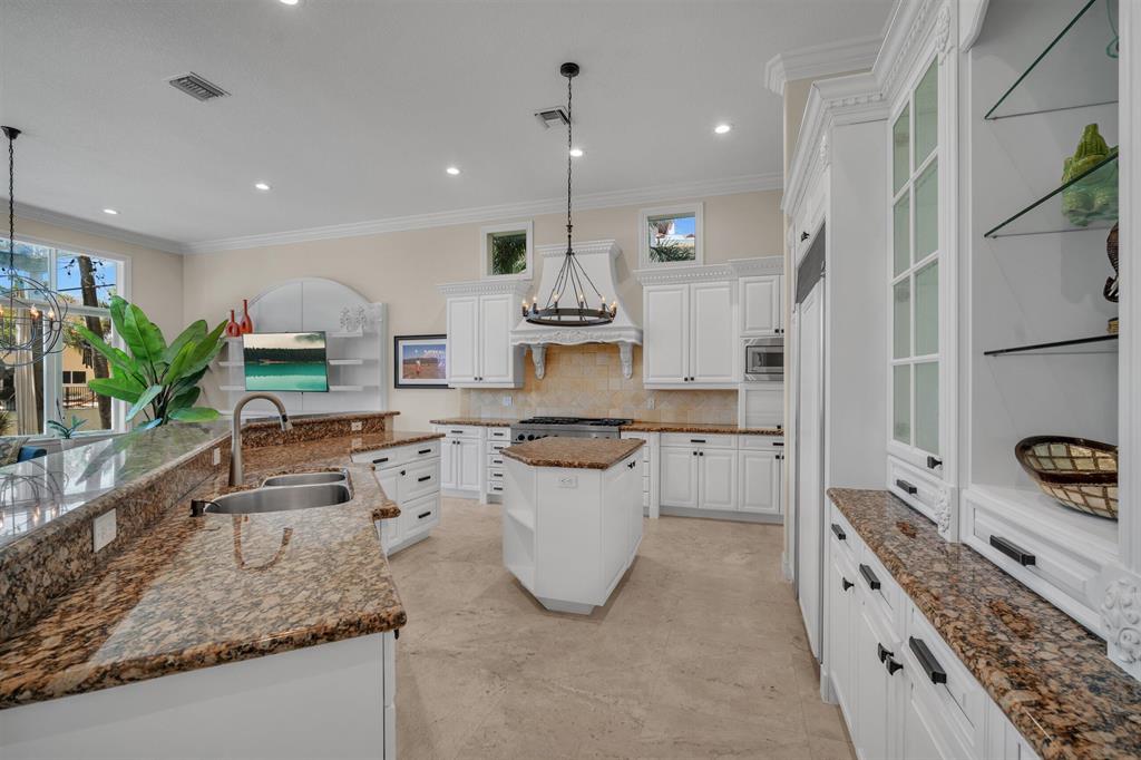 BOCA BAY COLONY - Residential