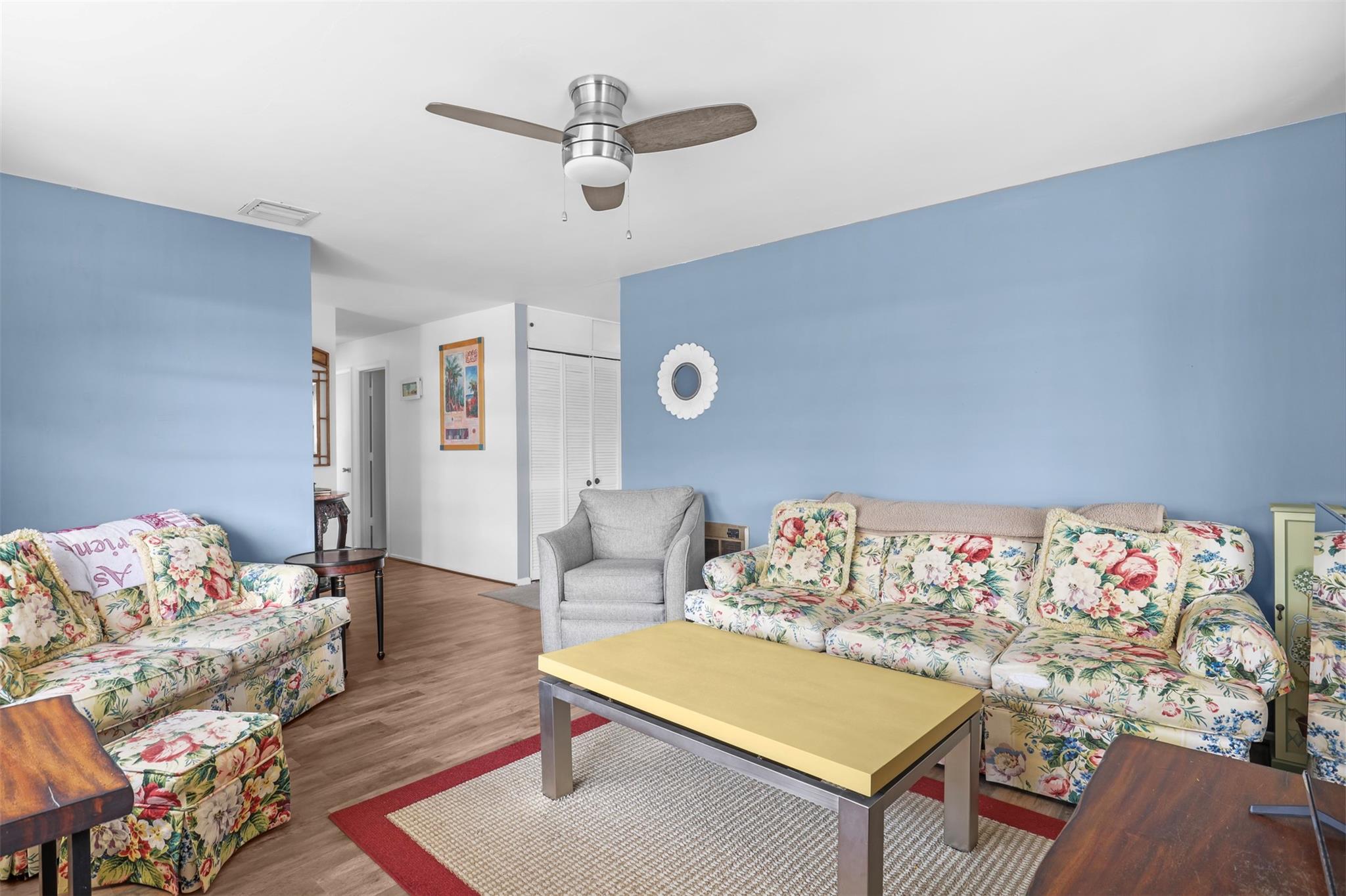 Palm Beach Square Unit 05 - Residential Lease