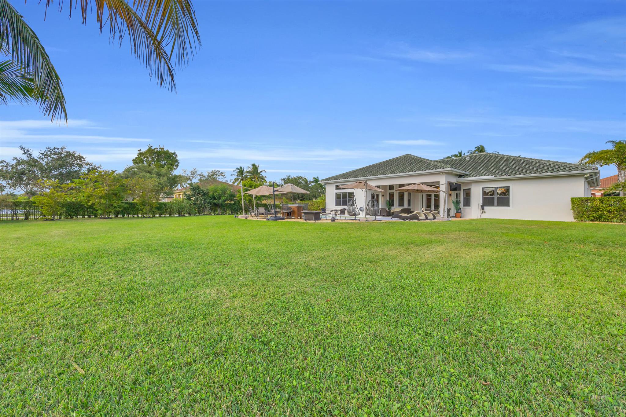 RIVERSTONE - Residential