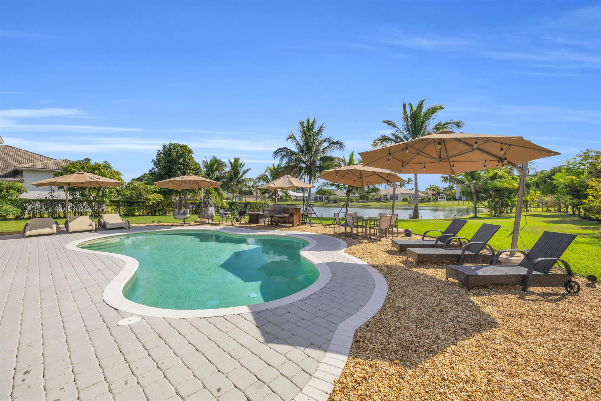 RIVERSTONE - Residential