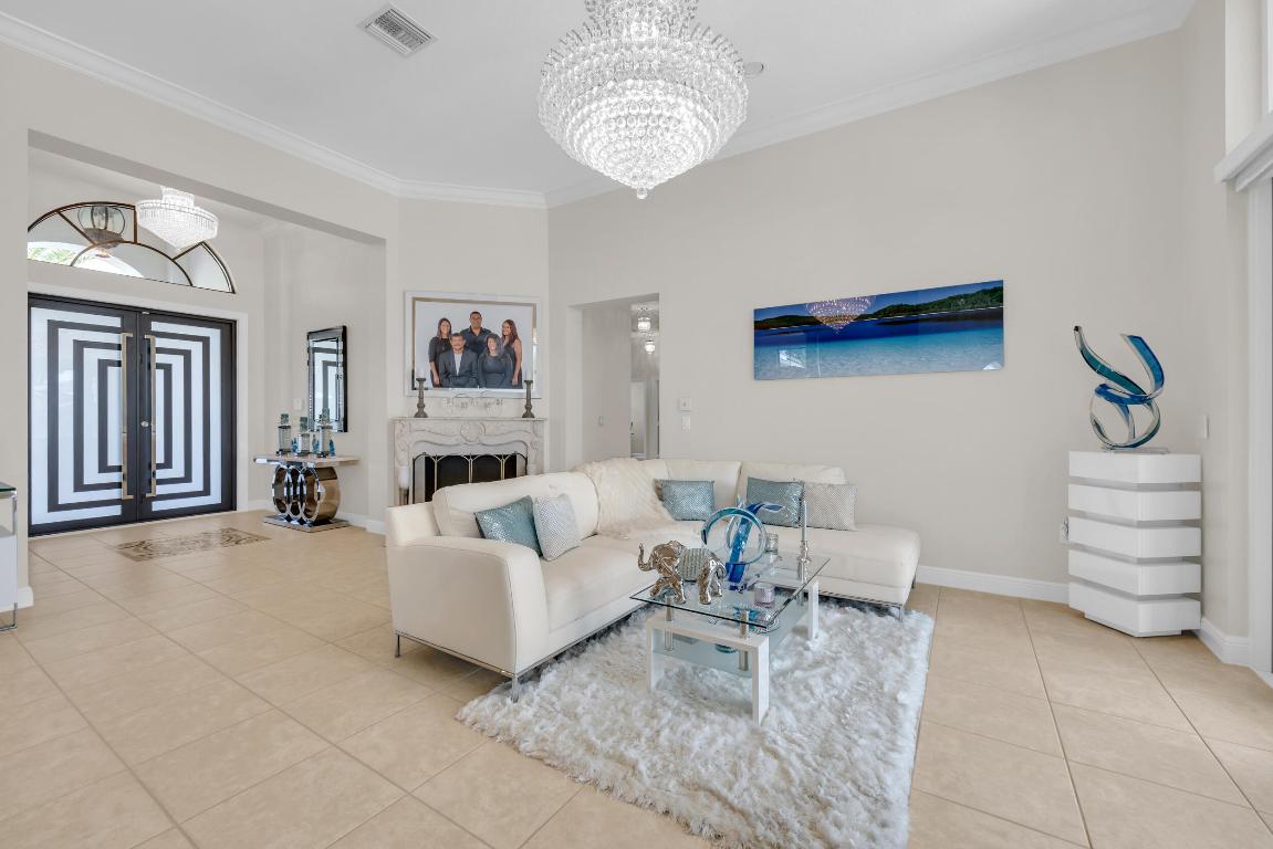 RIVERSTONE - Residential