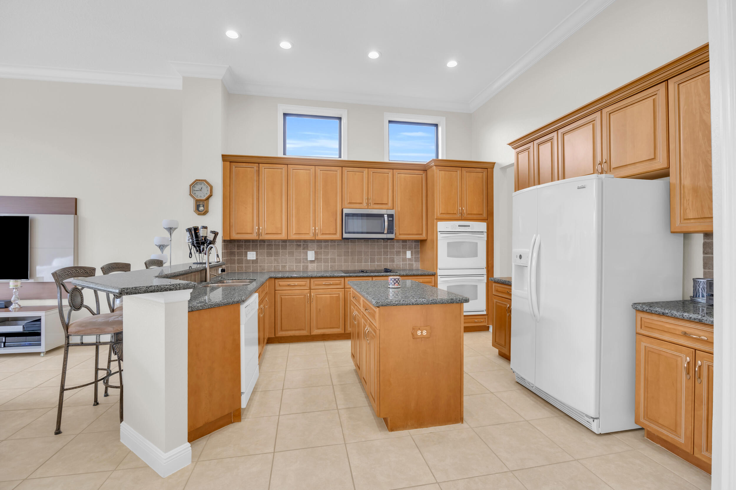 RIVERSTONE - Residential