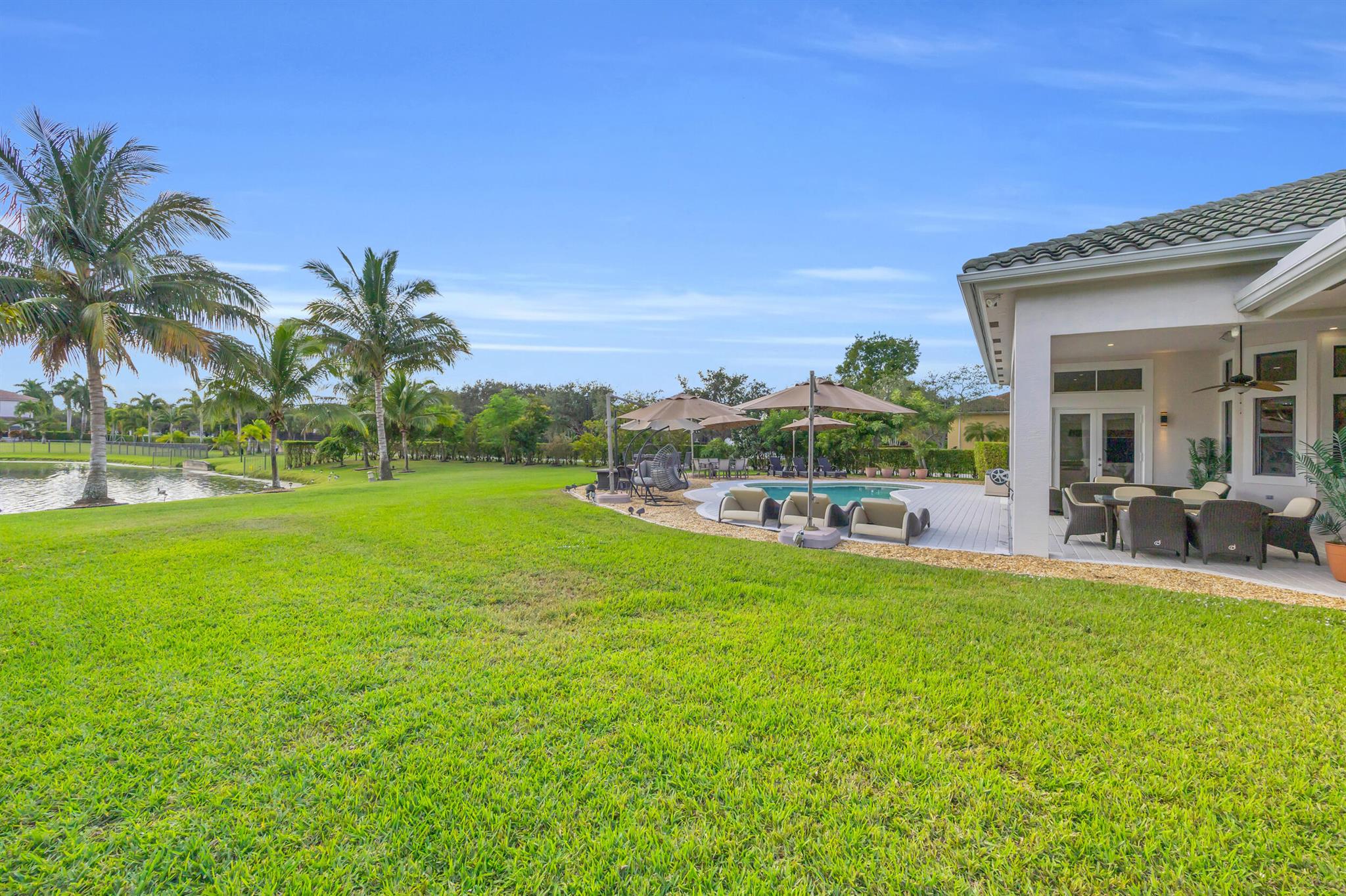 RIVERSTONE - Residential