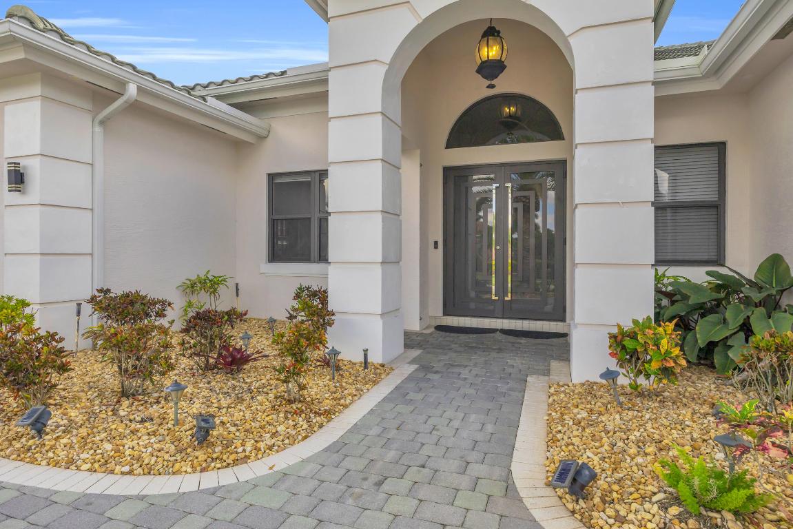 RIVERSTONE - Residential