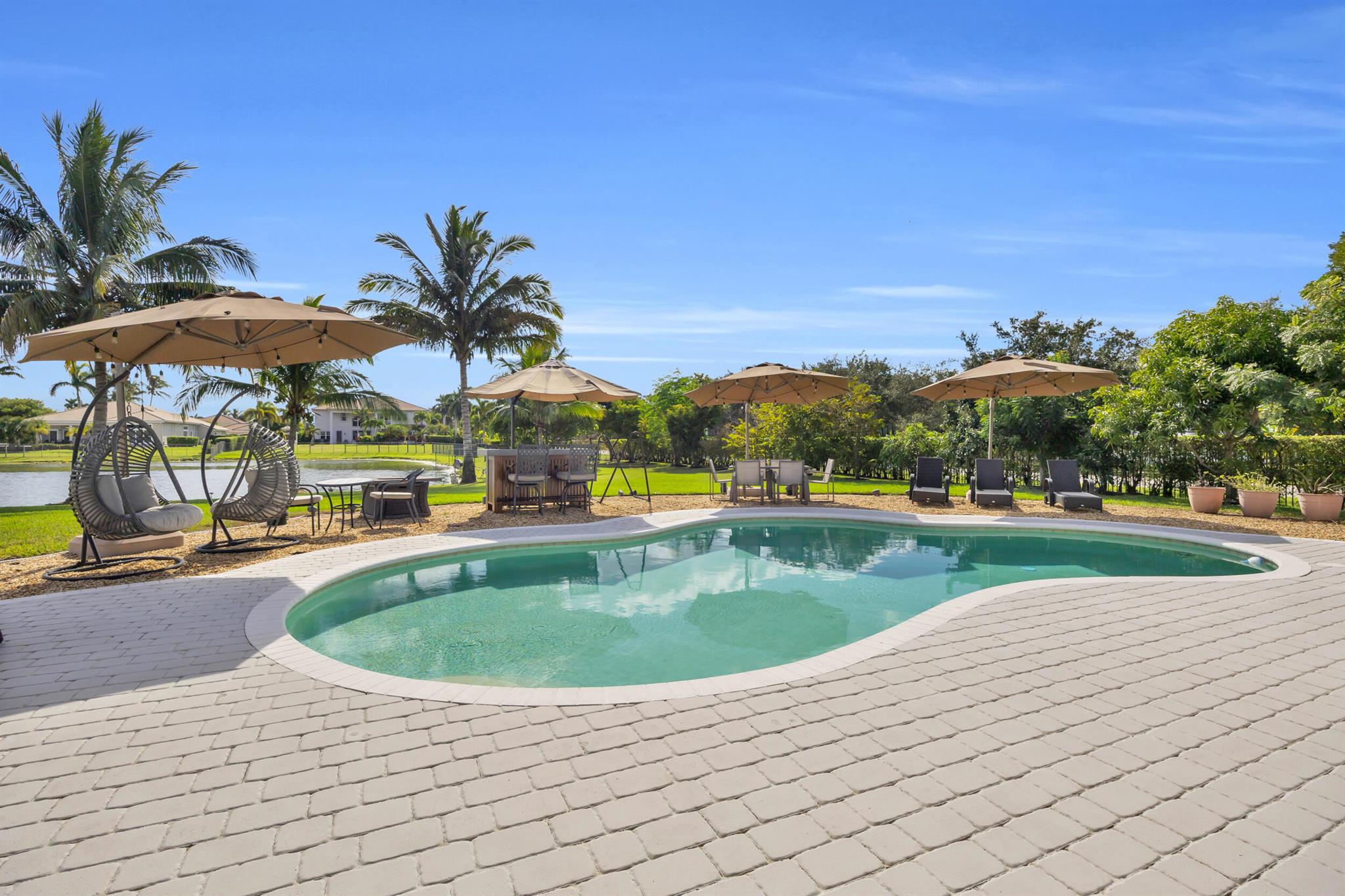 RIVERSTONE - Residential