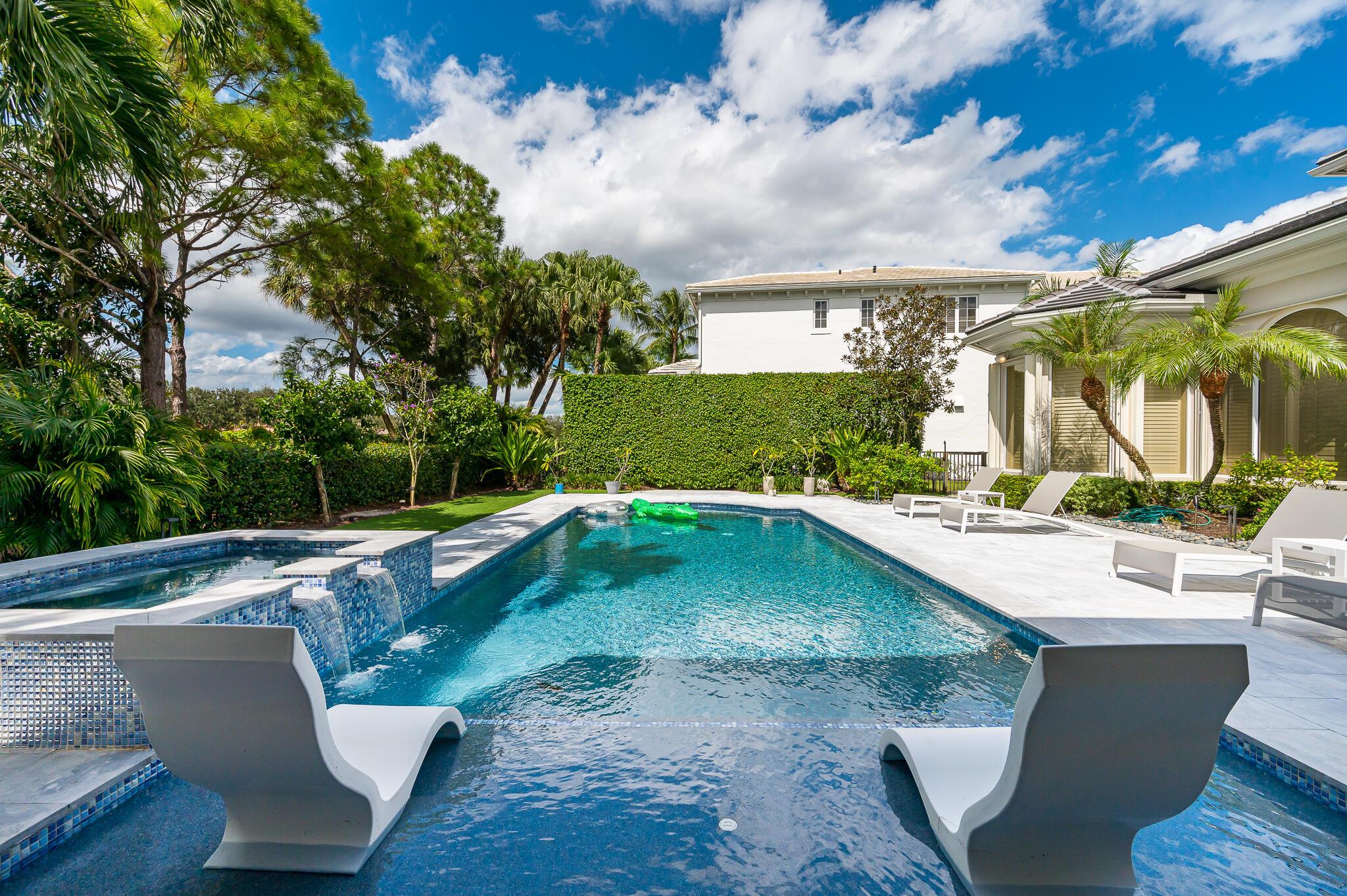 Mizner Country Club - Residential