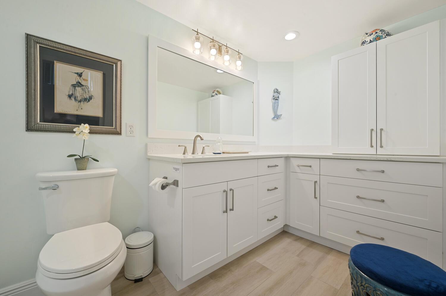 OCEANSIDE TERRACE CONDO - Residential Lease