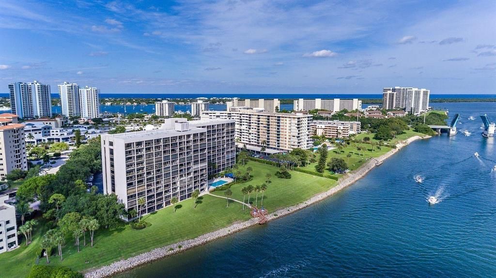 Photo of 356 Golfview Road #204, North Palm Beach, FL 33408 (MLS # R10873187)