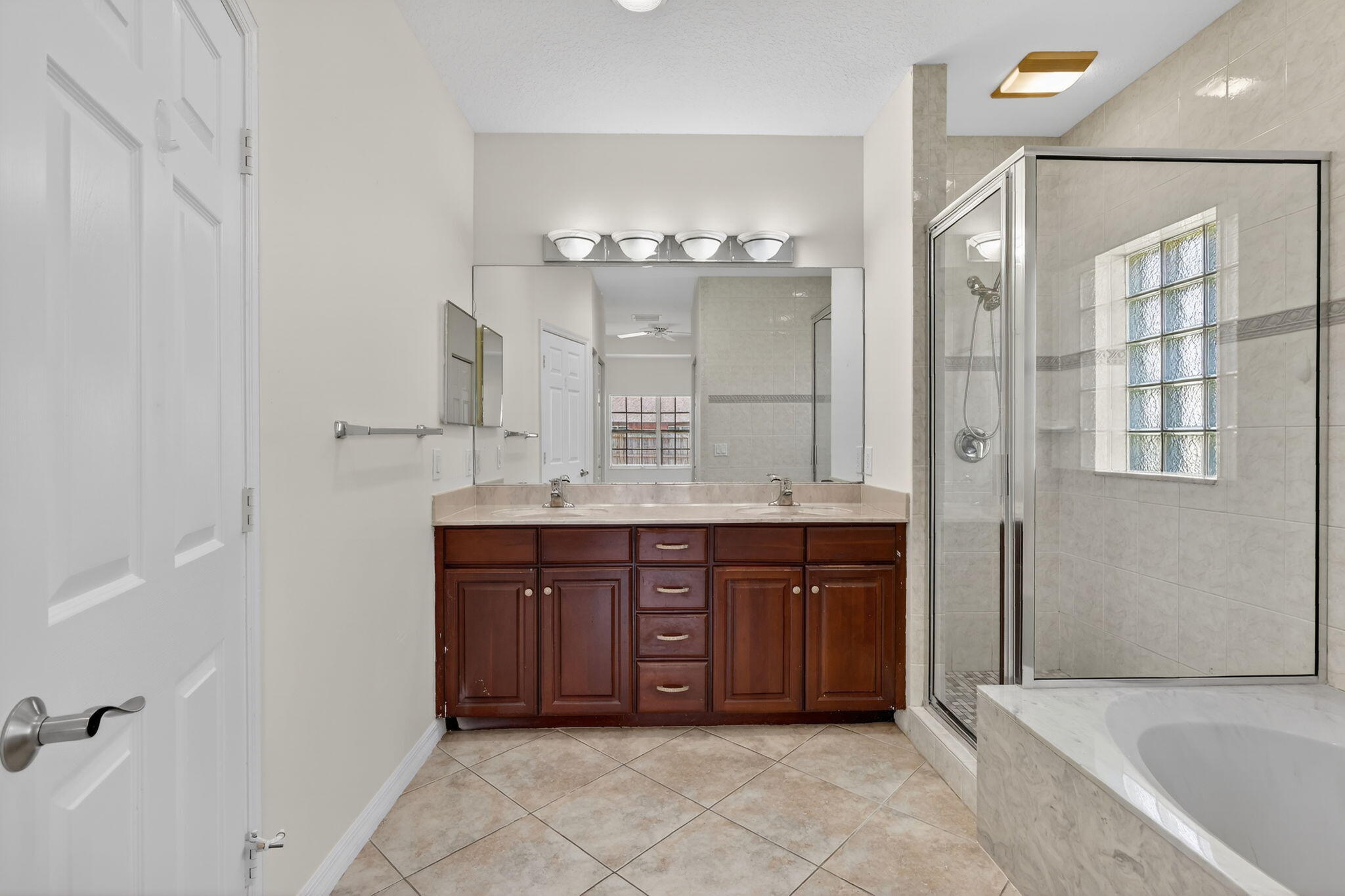 PORT ST LUCIE SECTION 33 - Residential