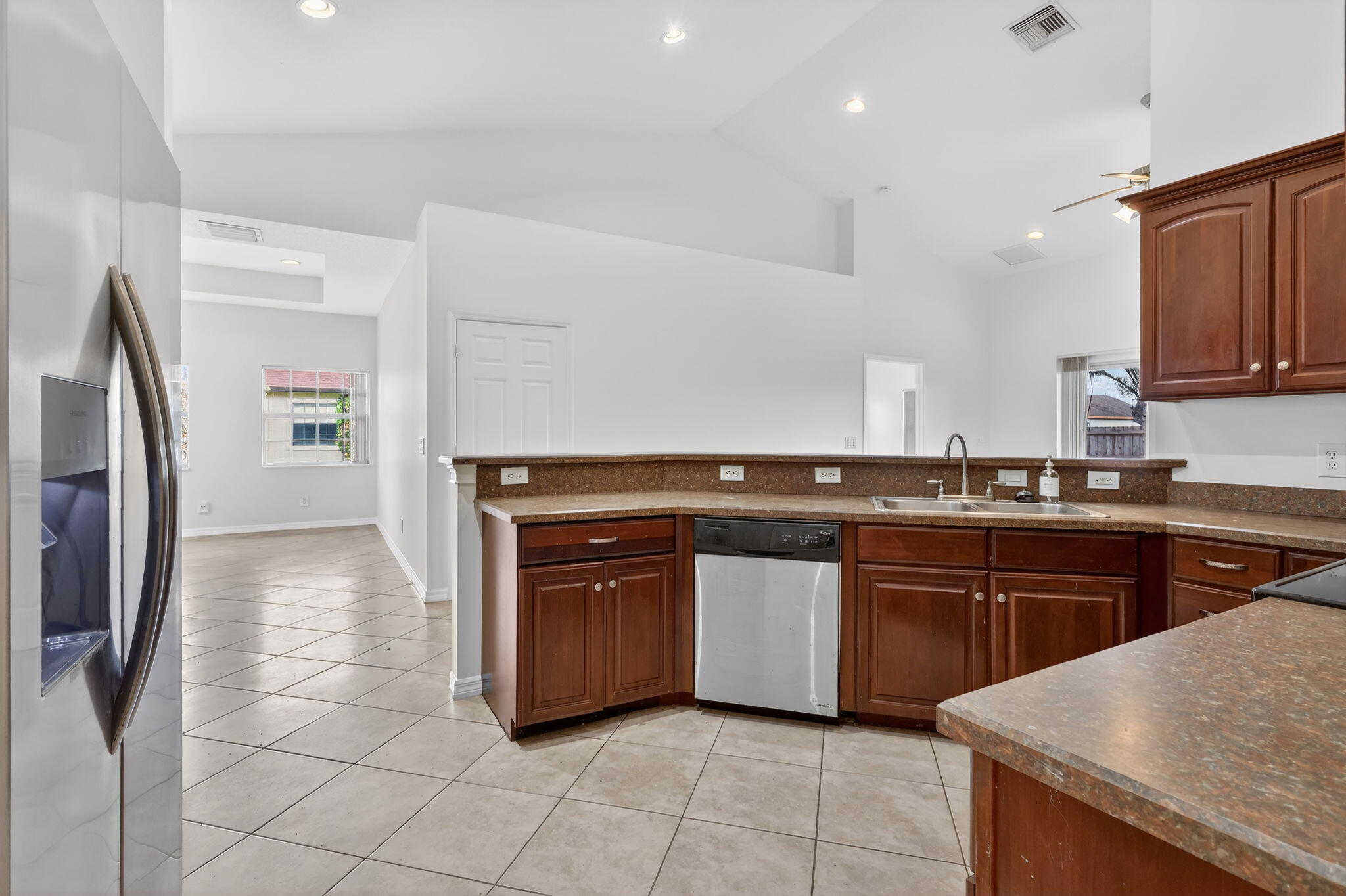 PORT ST LUCIE SECTION 33 - Residential