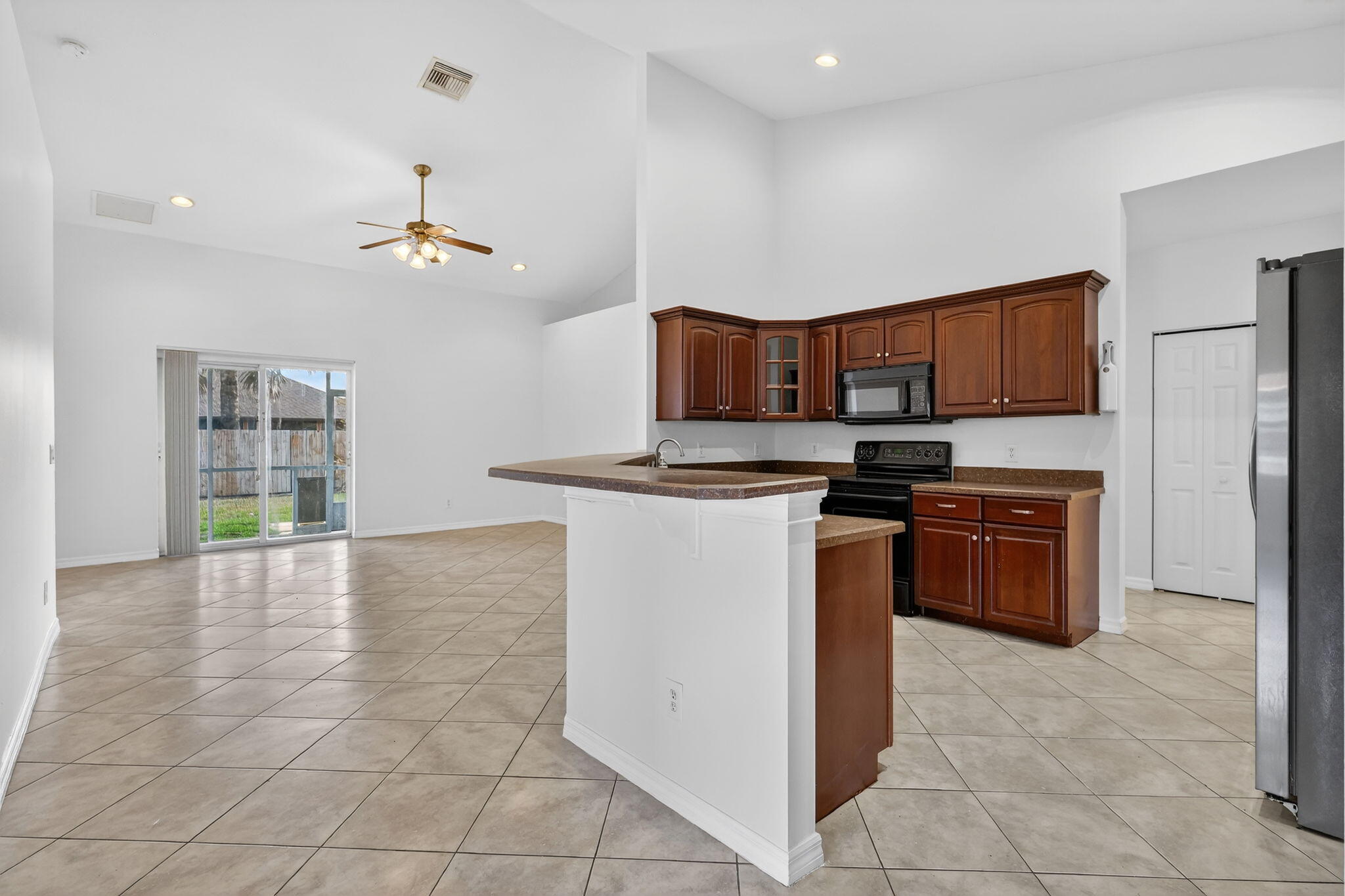 PORT ST LUCIE SECTION 33 - Residential