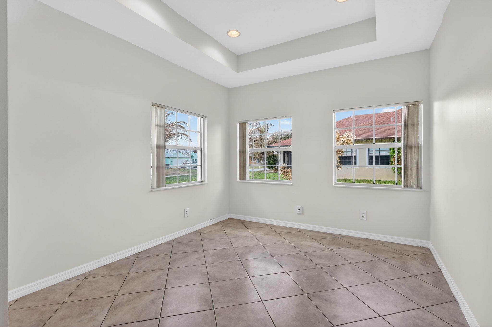 PORT ST LUCIE SECTION 33 - Residential