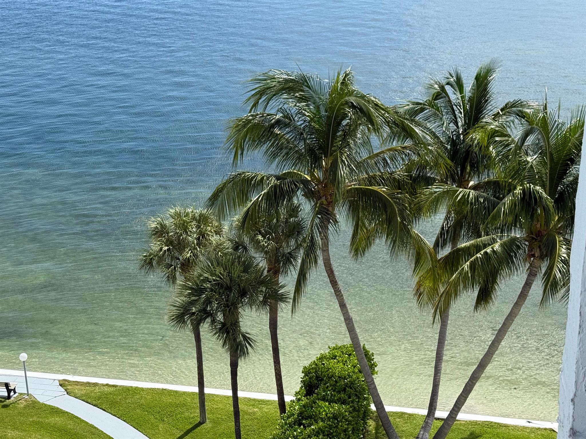 401 Lake Shore Drive 801
