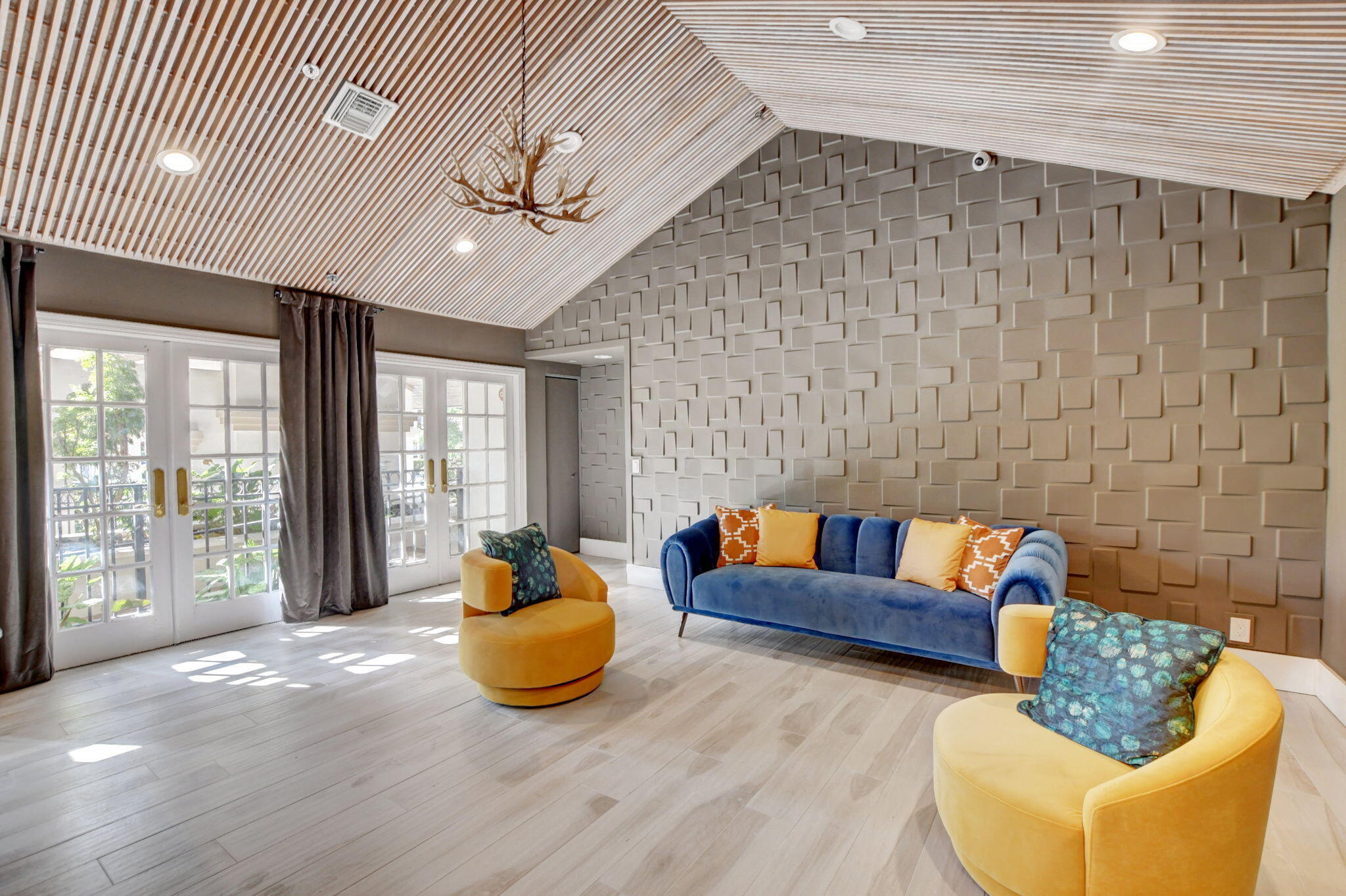 Santa Barbara - Residential