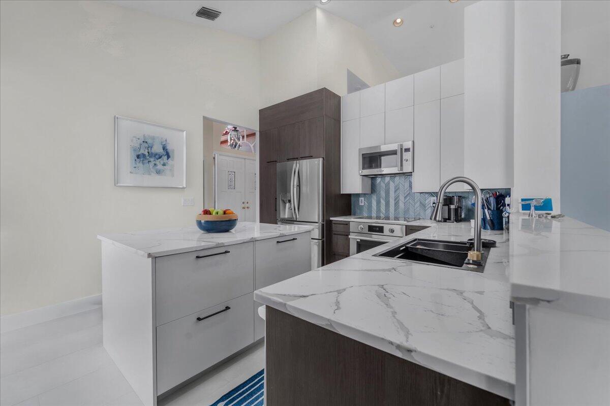 Santa Barbara - Residential