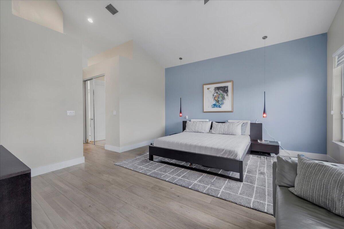 Santa Barbara - Residential