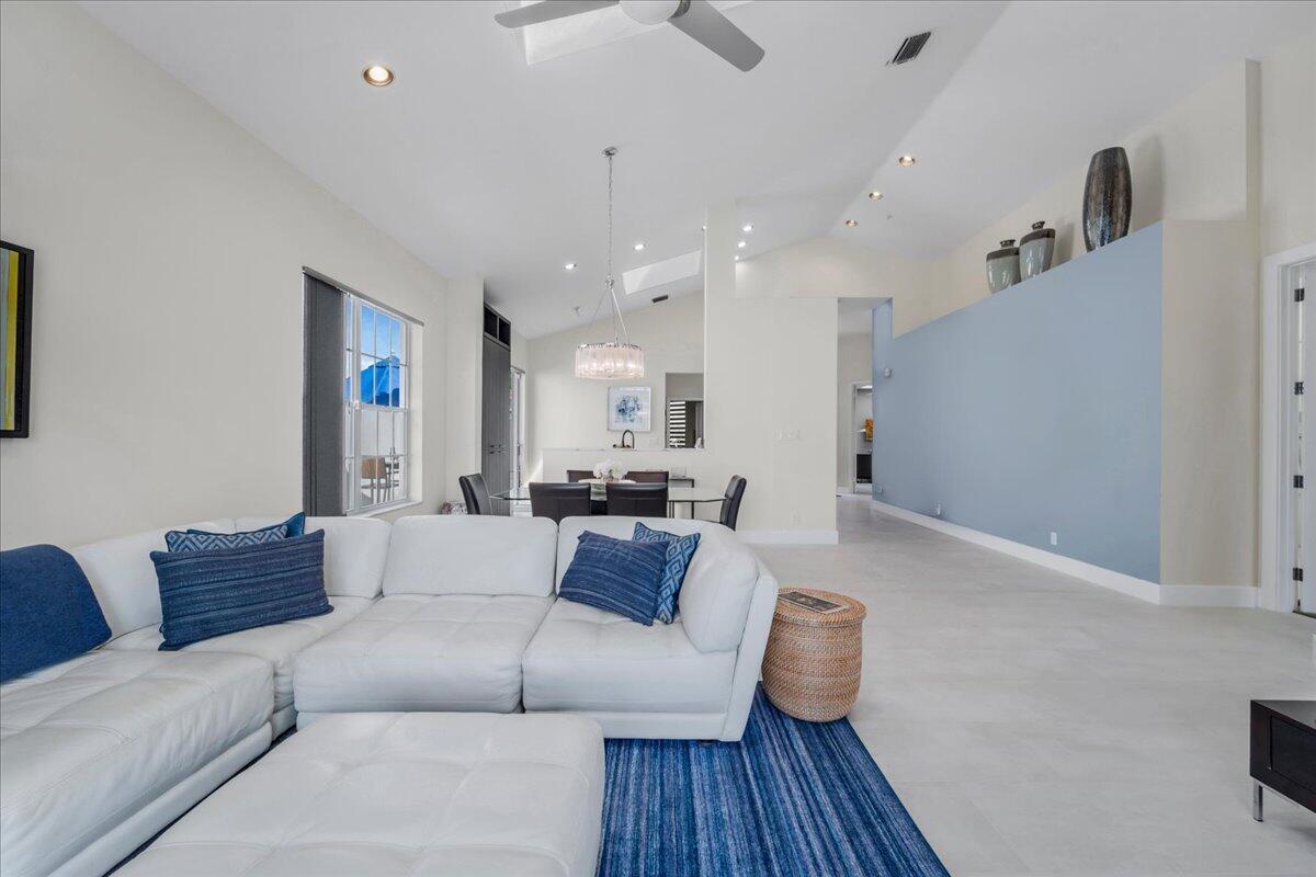 Santa Barbara - Residential