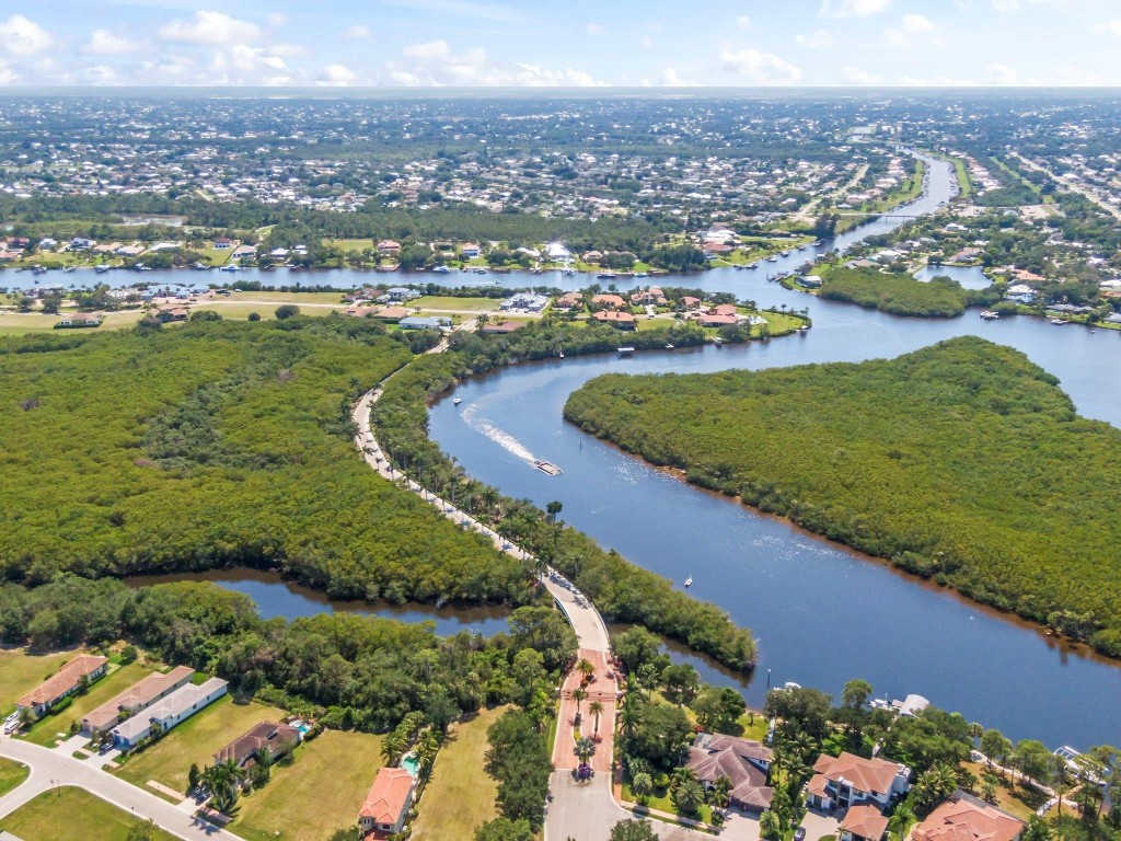 Tesoro Preserve 02 - Land