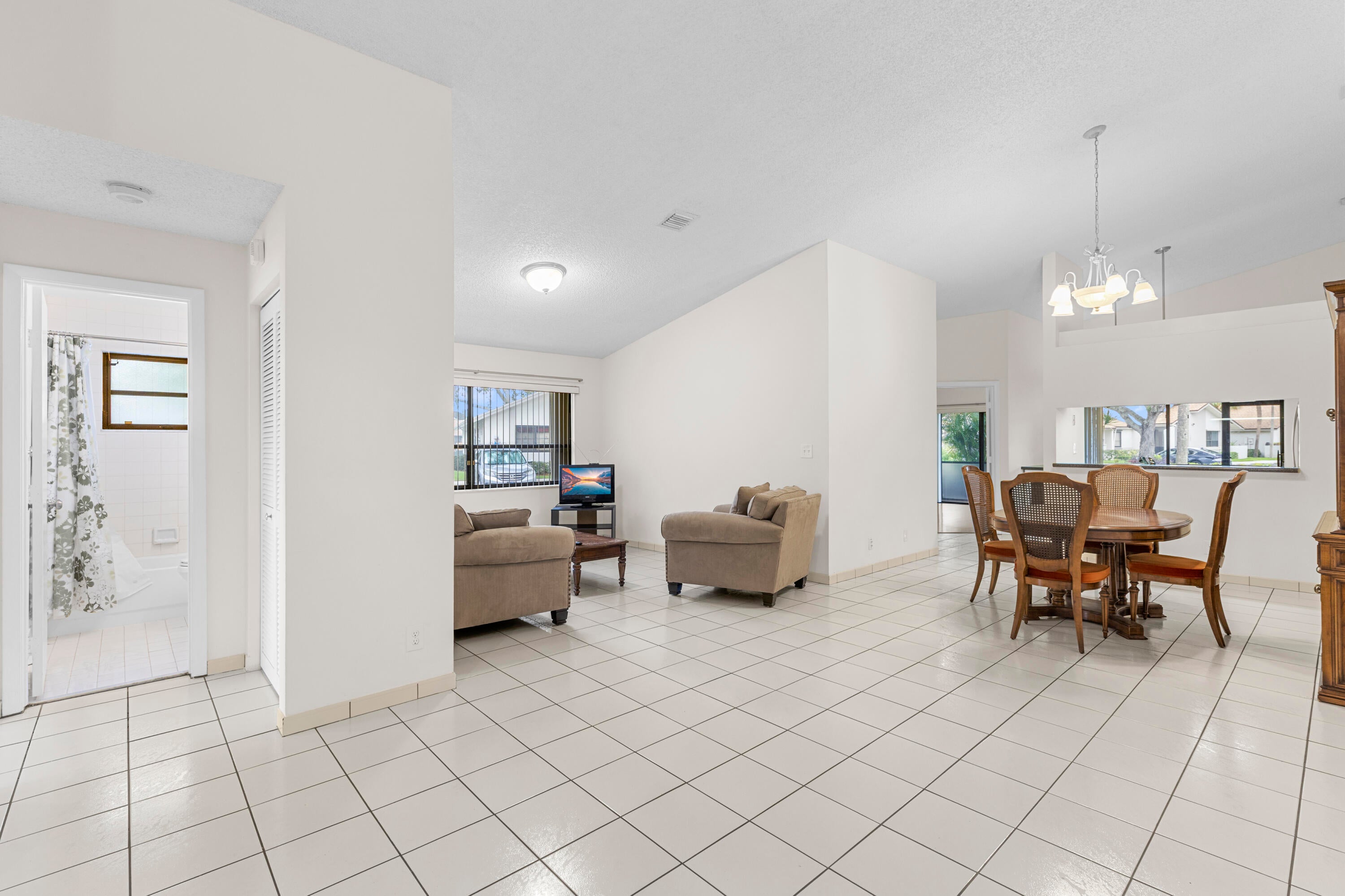 1001 NW 79th Avenue