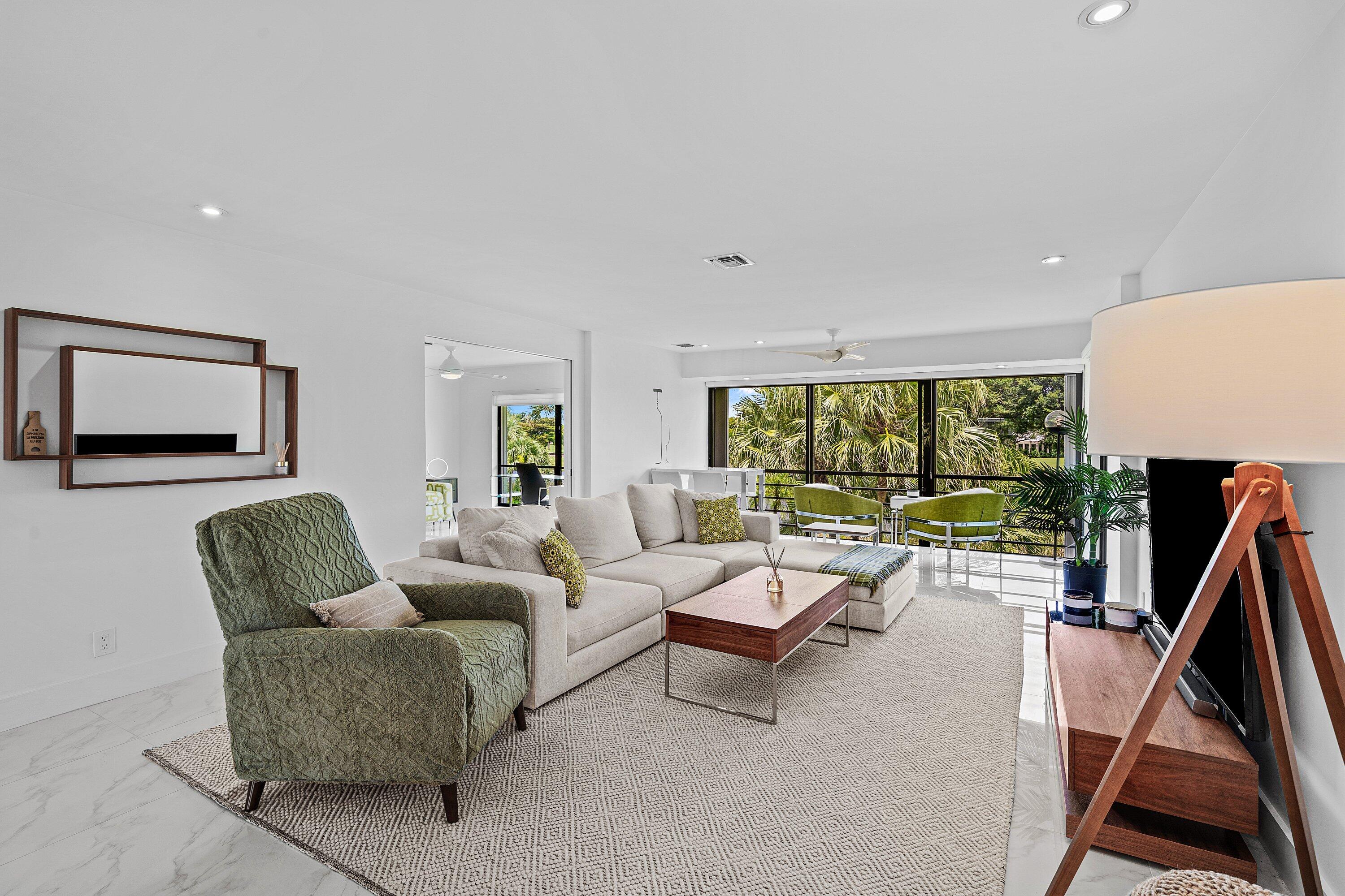 3808 Quail Ridge Drive N Blue Heron