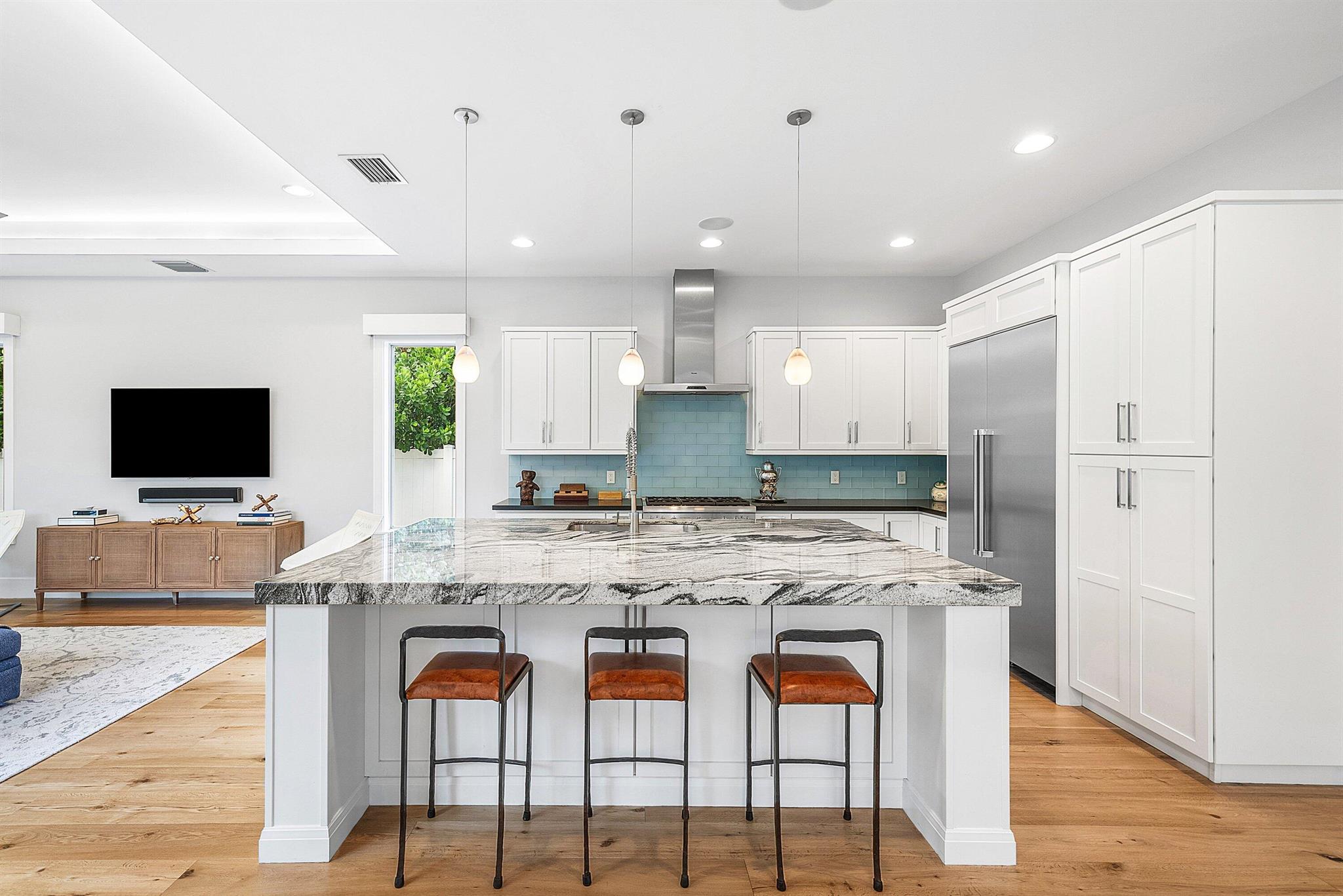 PINE VIEW ESTATES - Residential