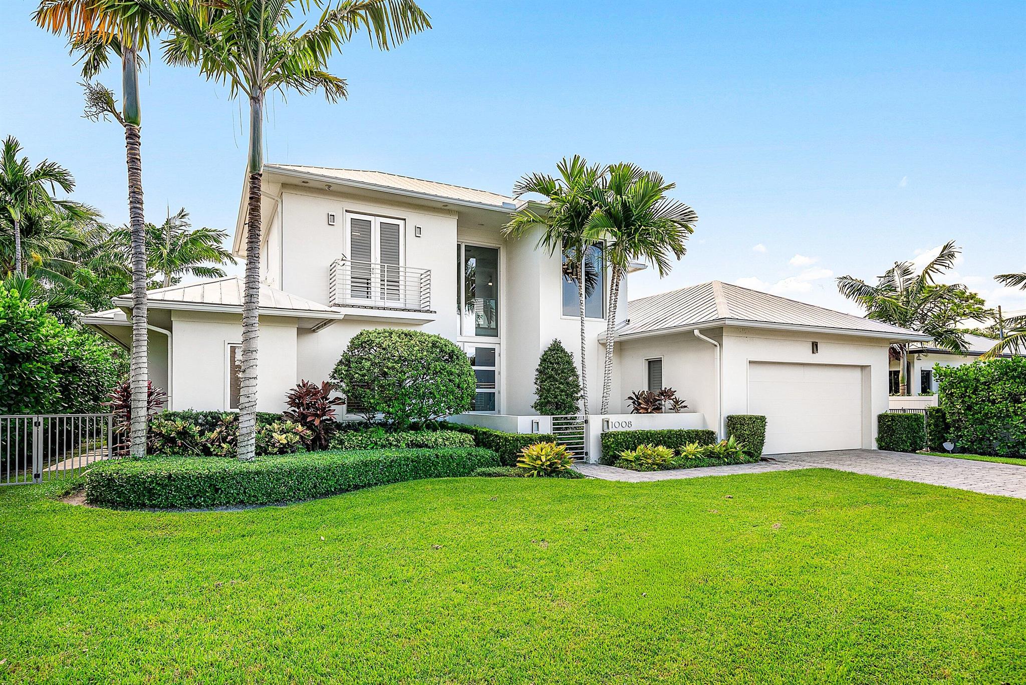 PINE VIEW ESTATES - Residential