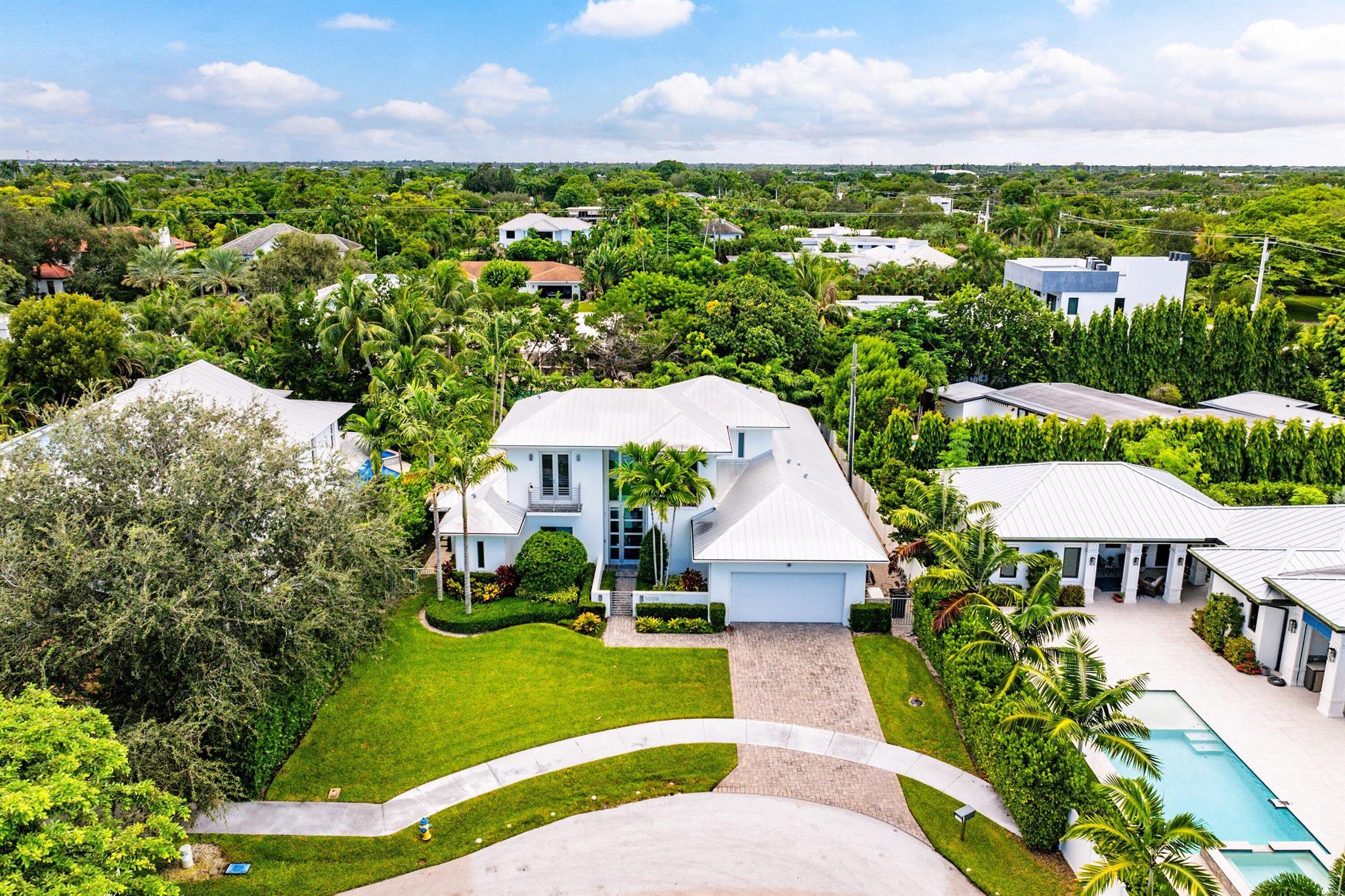 PINE VIEW ESTATES - Residential