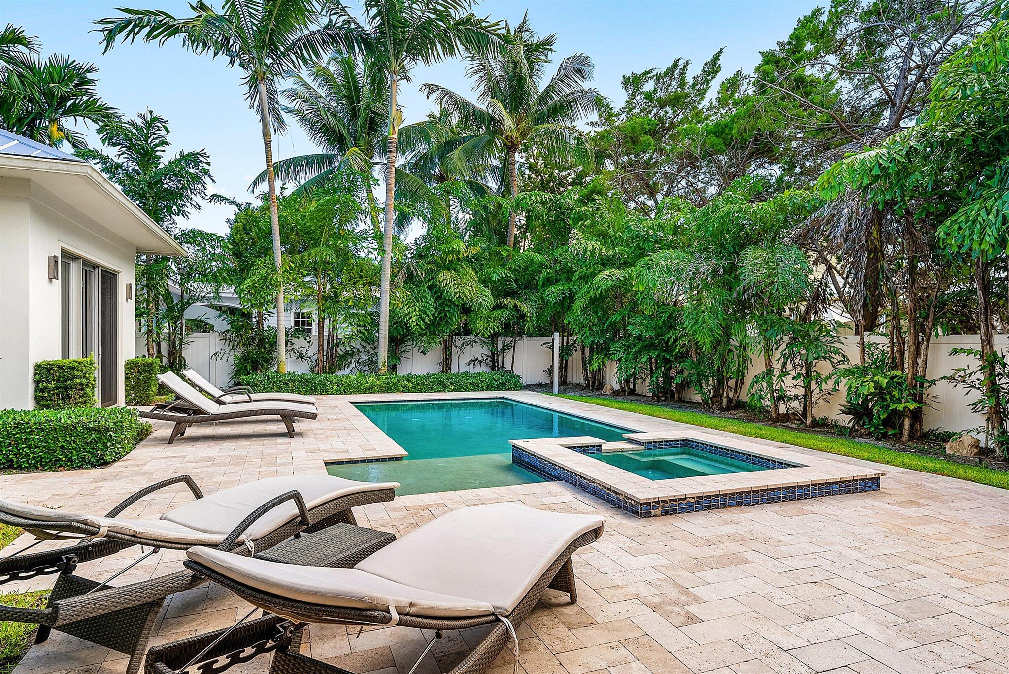 PINE VIEW ESTATES - Residential