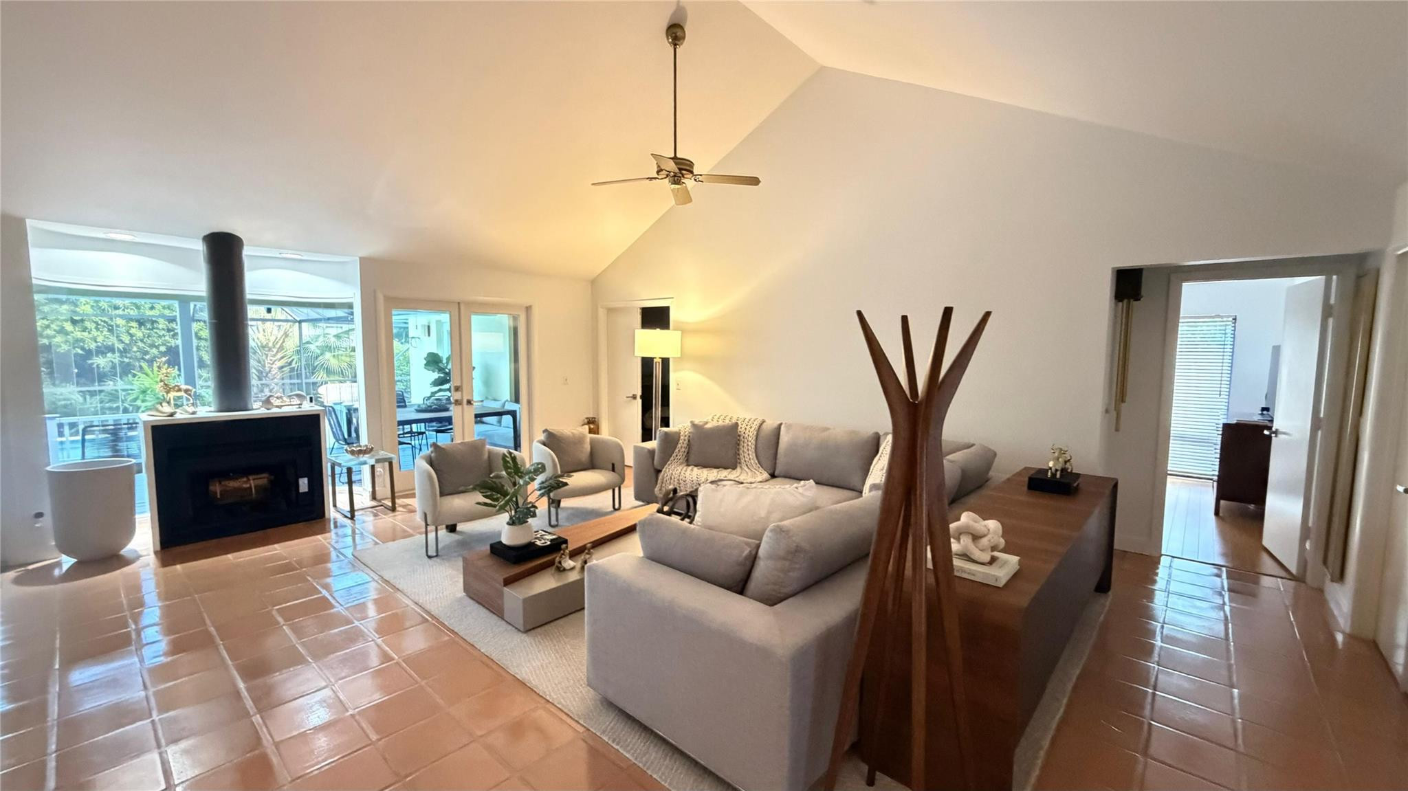 BOCA TIERRA 1ST SEC - Residential Lease