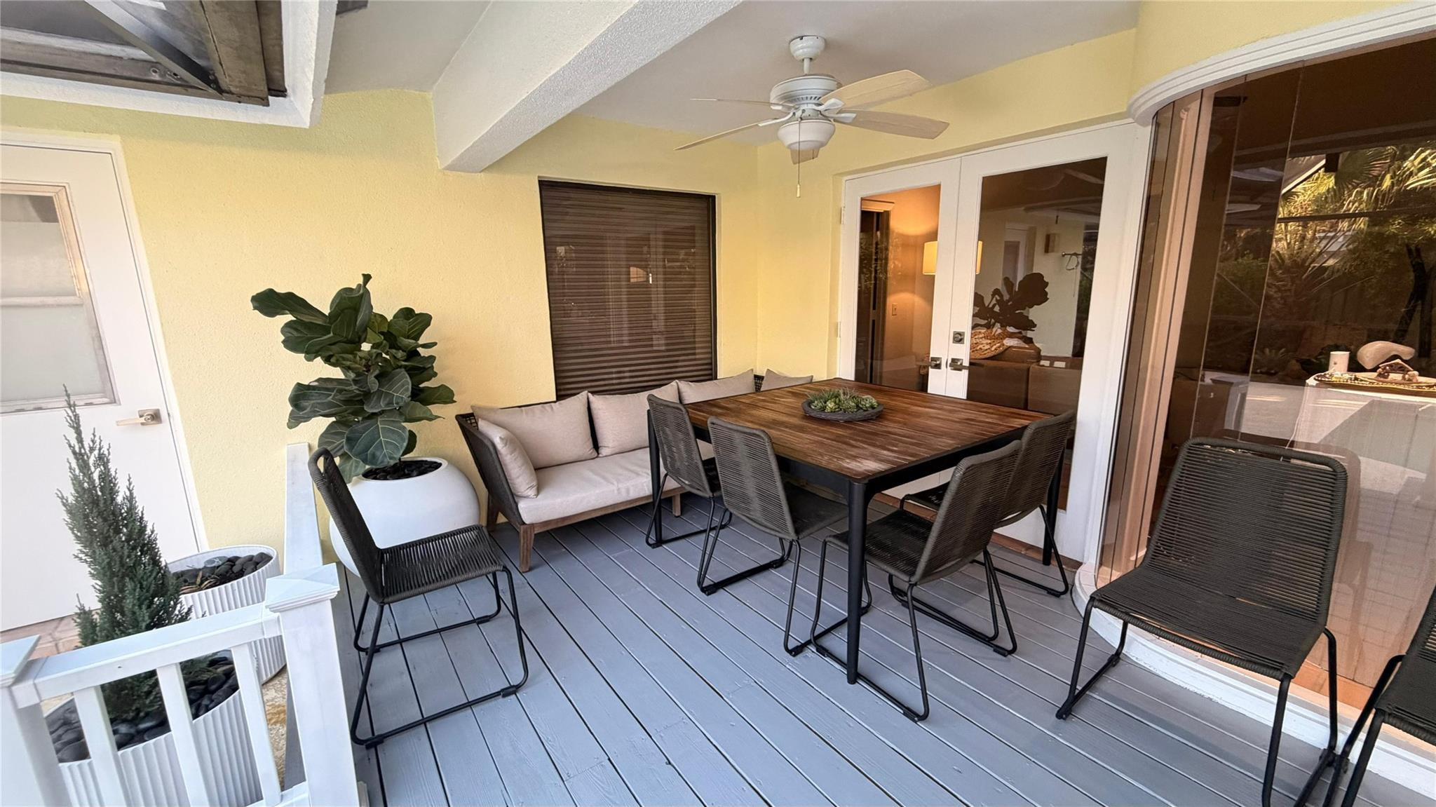 BOCA TIERRA 1ST SEC - Residential Lease