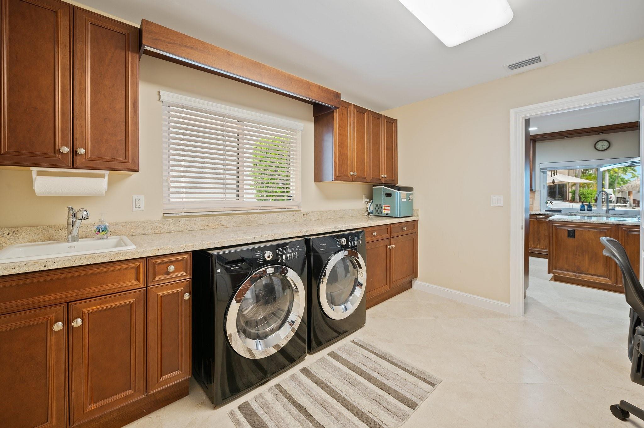 Coral Key Villas Sec 9 90 - Residential