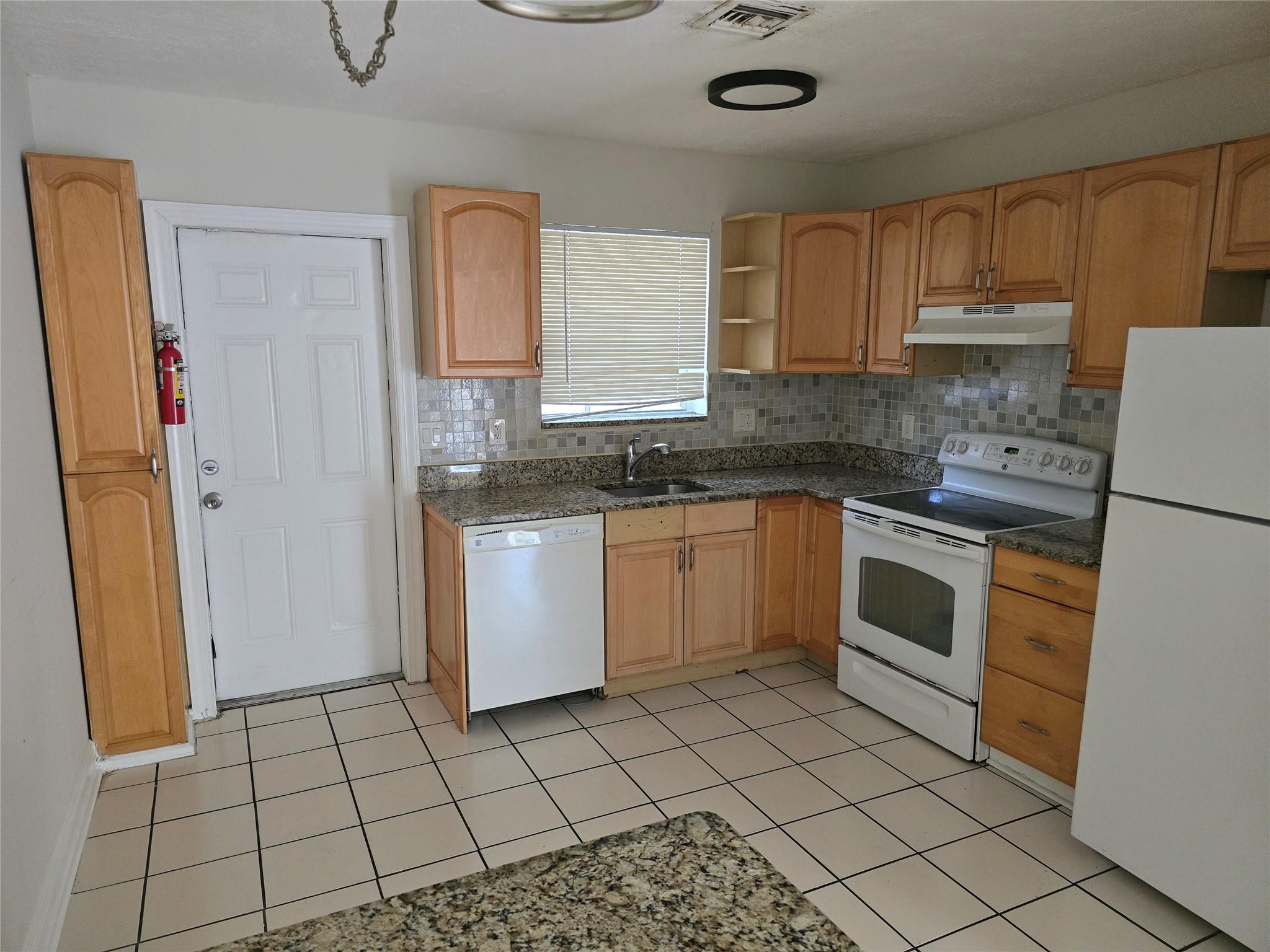 Bryan Sub - Residential Lease