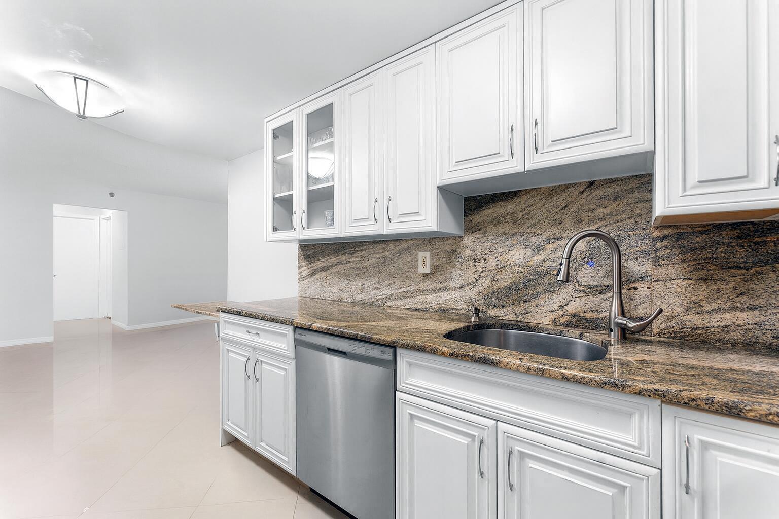 AMBASSADORS V NORTH CONDO - Residential Lease