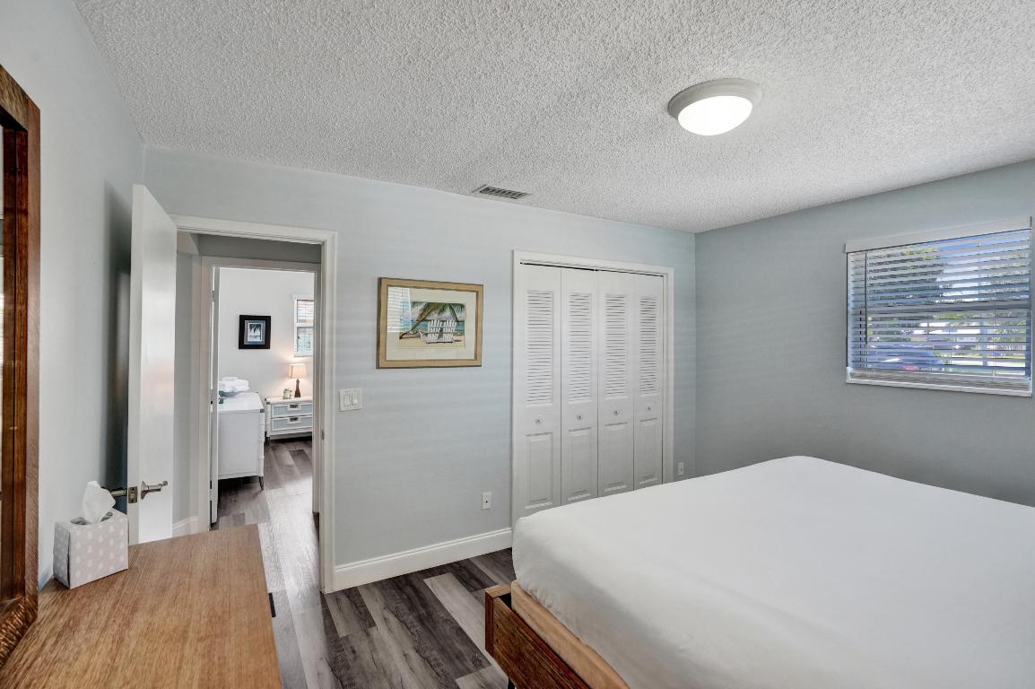 DEL IDA PARK - Residential Lease