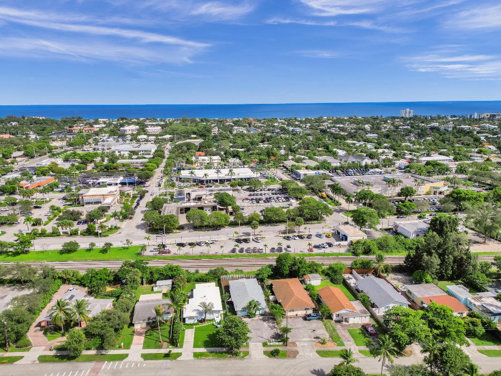 DEL IDA PARK - Residential Lease