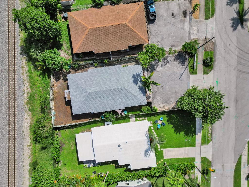 DEL IDA PARK - Residential Lease