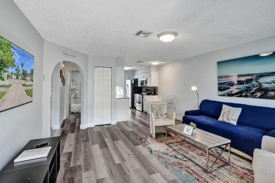 617 boast the most important feature of real estate, location. This residence offers proximity to the vibrant downtown area of Atlantic Avenue, as well as all of it's resturants, cafes, and other attractions. Bikable distance from the beautiful beaches of the Delray. Inside, the rental unit is thoughtfully designed, with modern amenities and a comfortable layout. This residences boast both proximity and a comfortable life style for potential tenants, giving access to a modern lifestyle in a fully refurnished home.