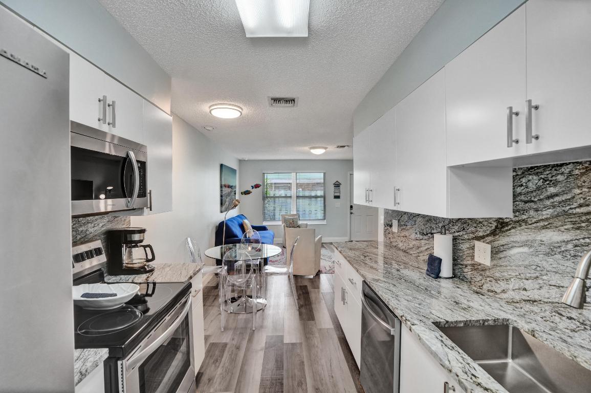 DEL IDA PARK - Residential Lease