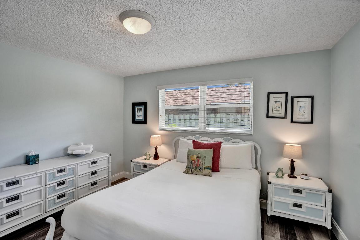 DEL IDA PARK - Residential Lease